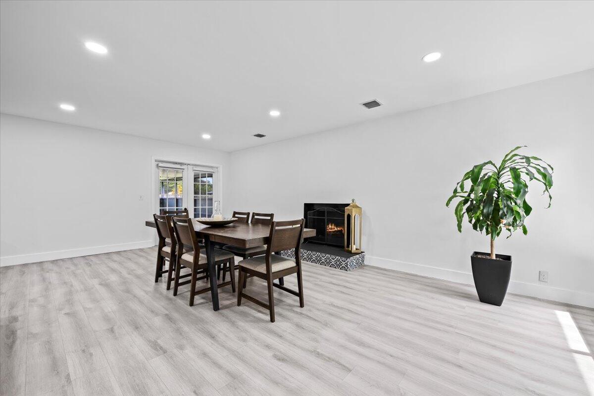 4534 Brady Boulevard