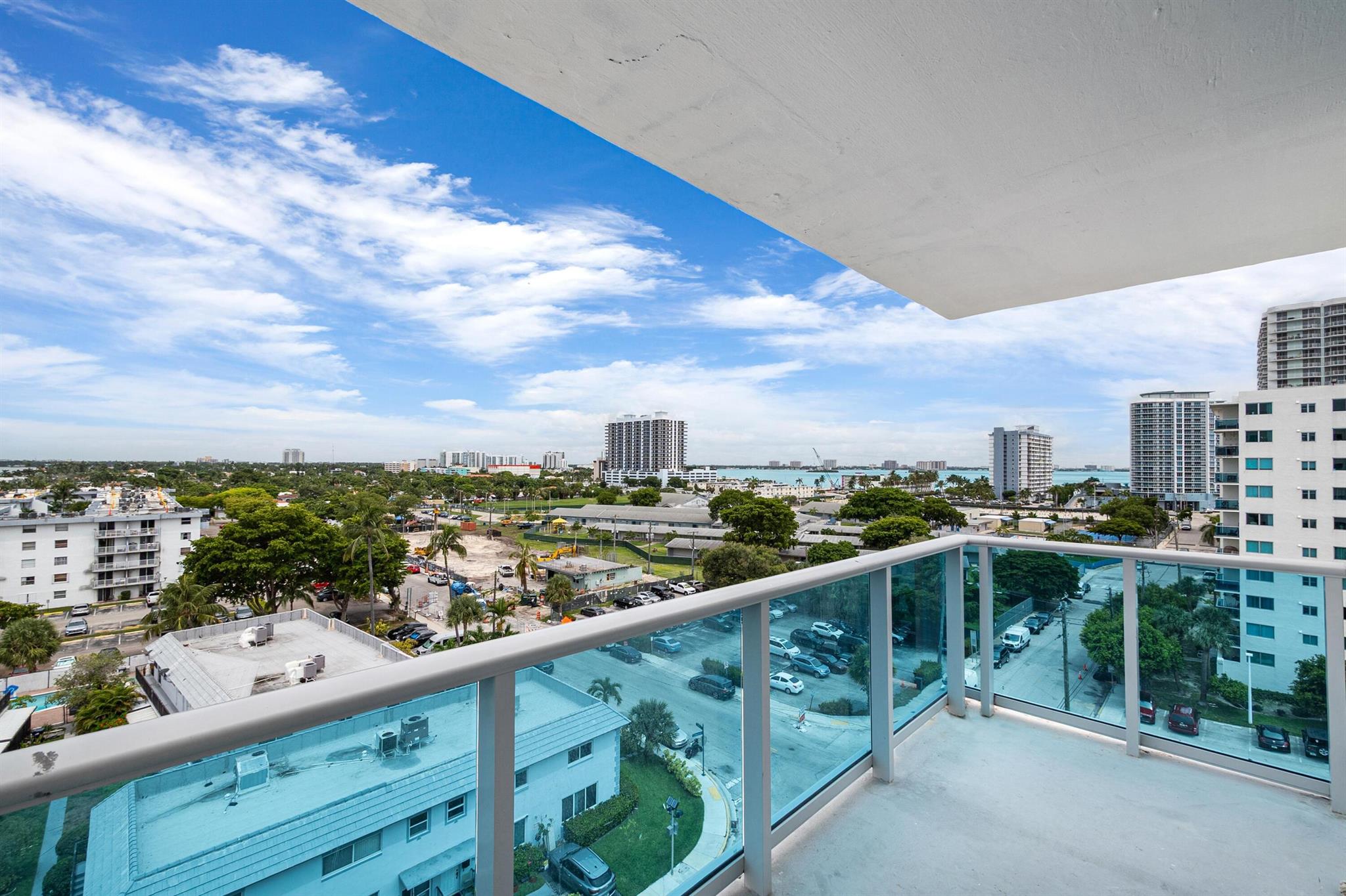 7501 E Treasure Drive 8n