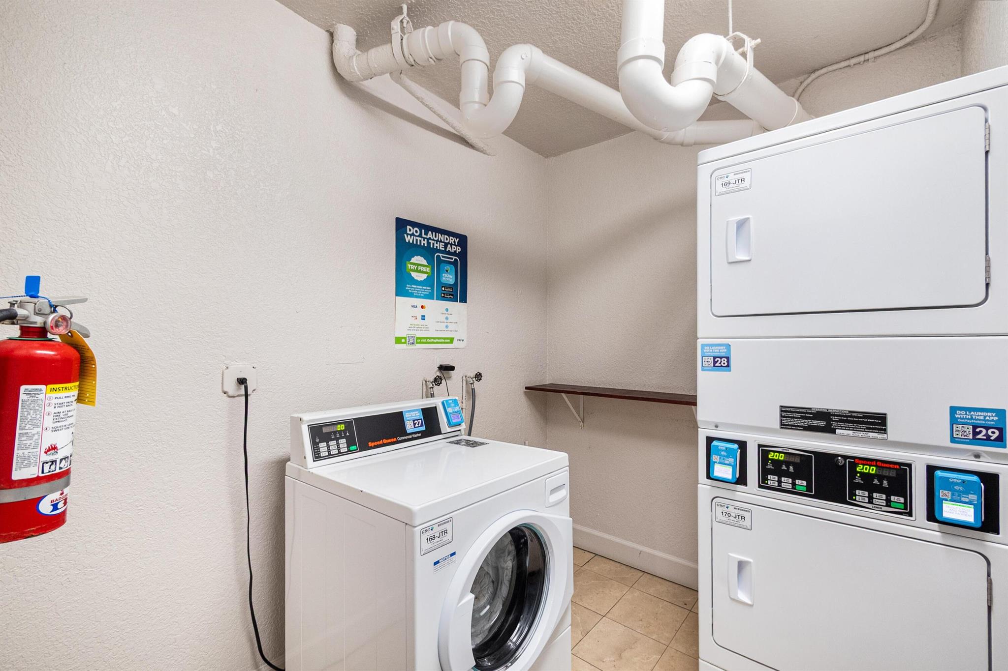 7501 E Treasure Drive 8n