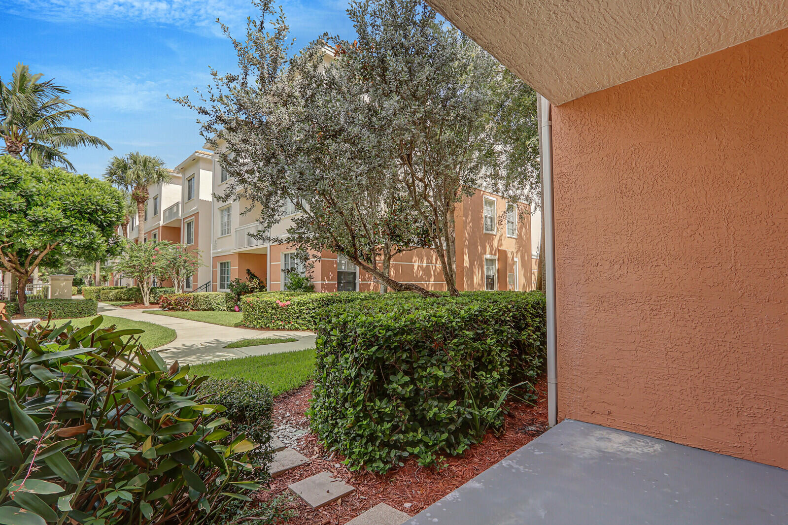 3110 Myrtlewood Circle E