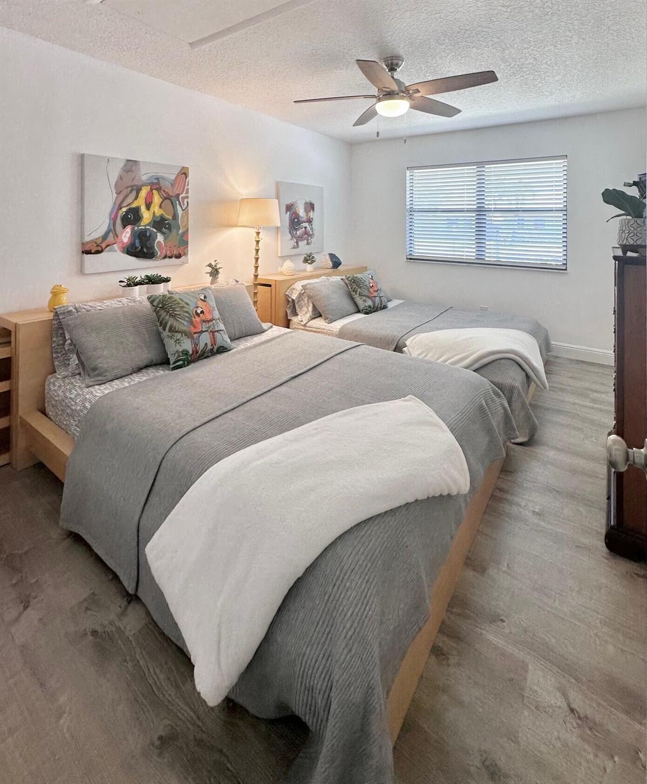 1127 E Seminole Avenue 29a