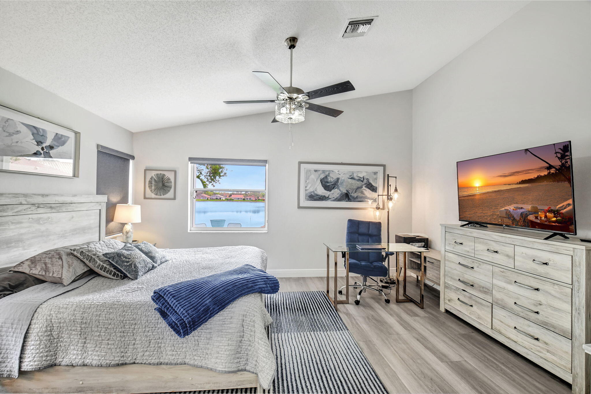 7946 Sailing Shores Terrace