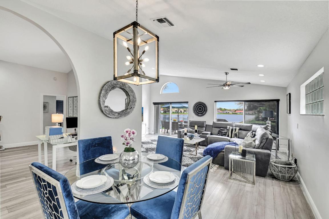 7946 Sailing Shores Terrace