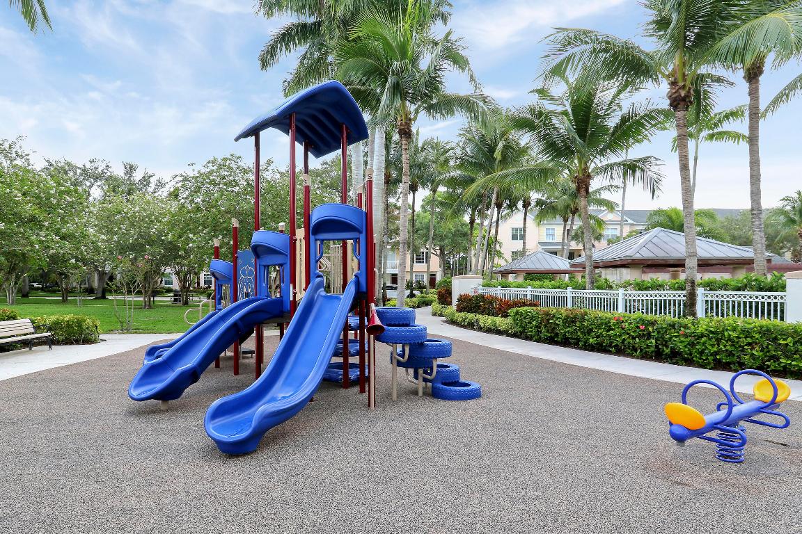 776 Dakota Drive 106