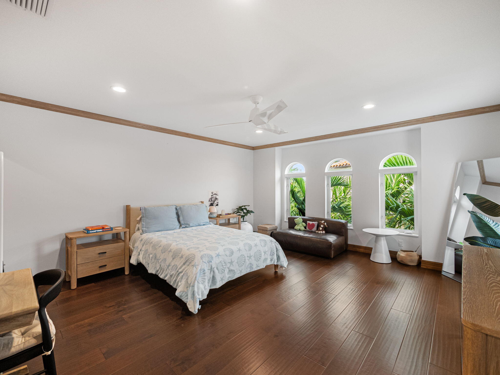3299 Bridgegate Drive