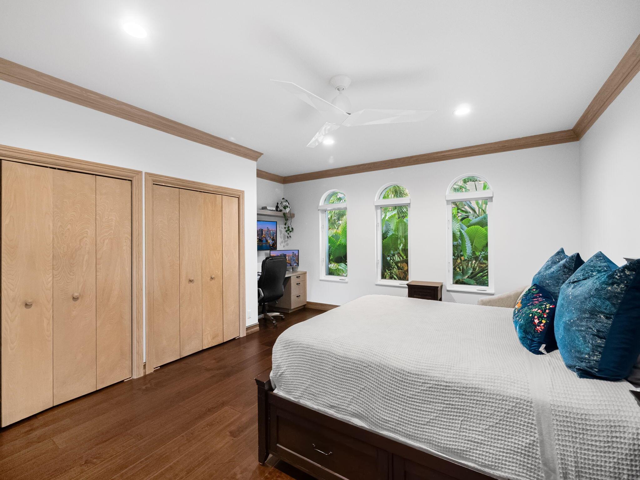 3299 Bridgegate Drive