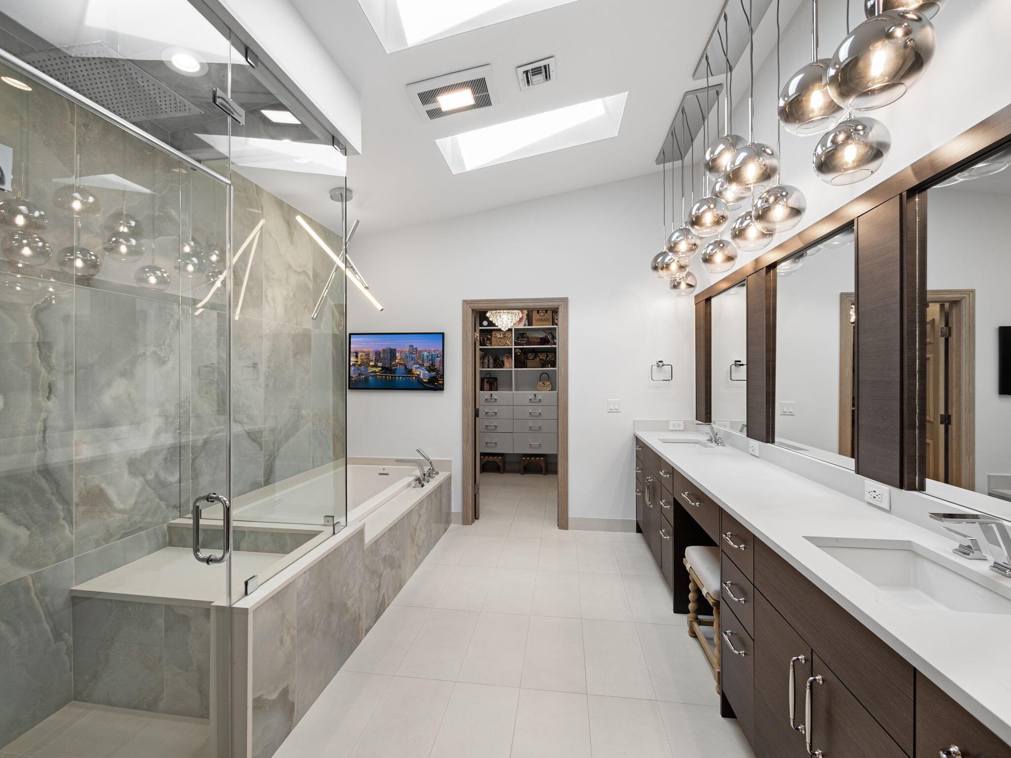 3299 Bridgegate Drive