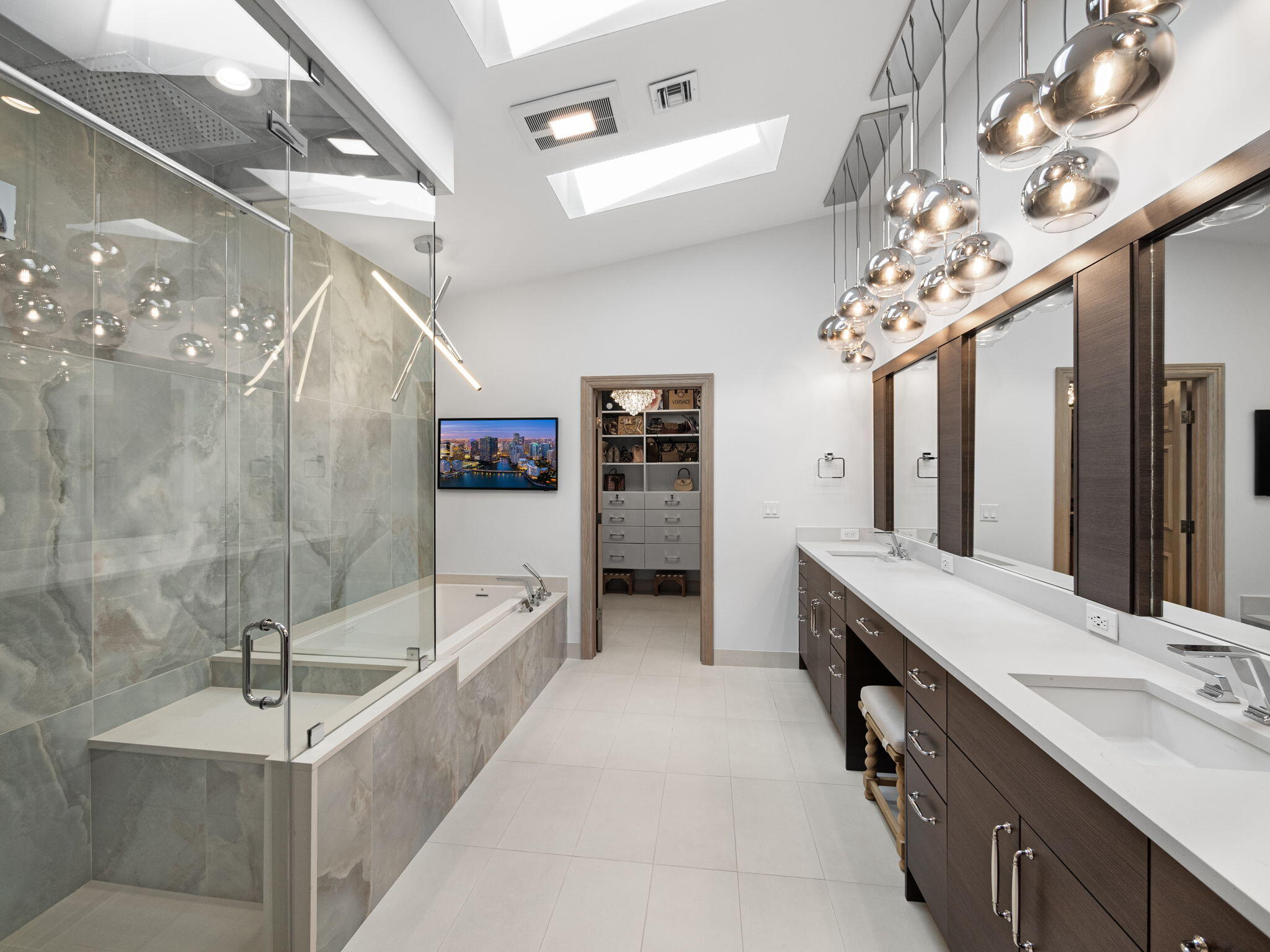 3299 Bridgegate Drive