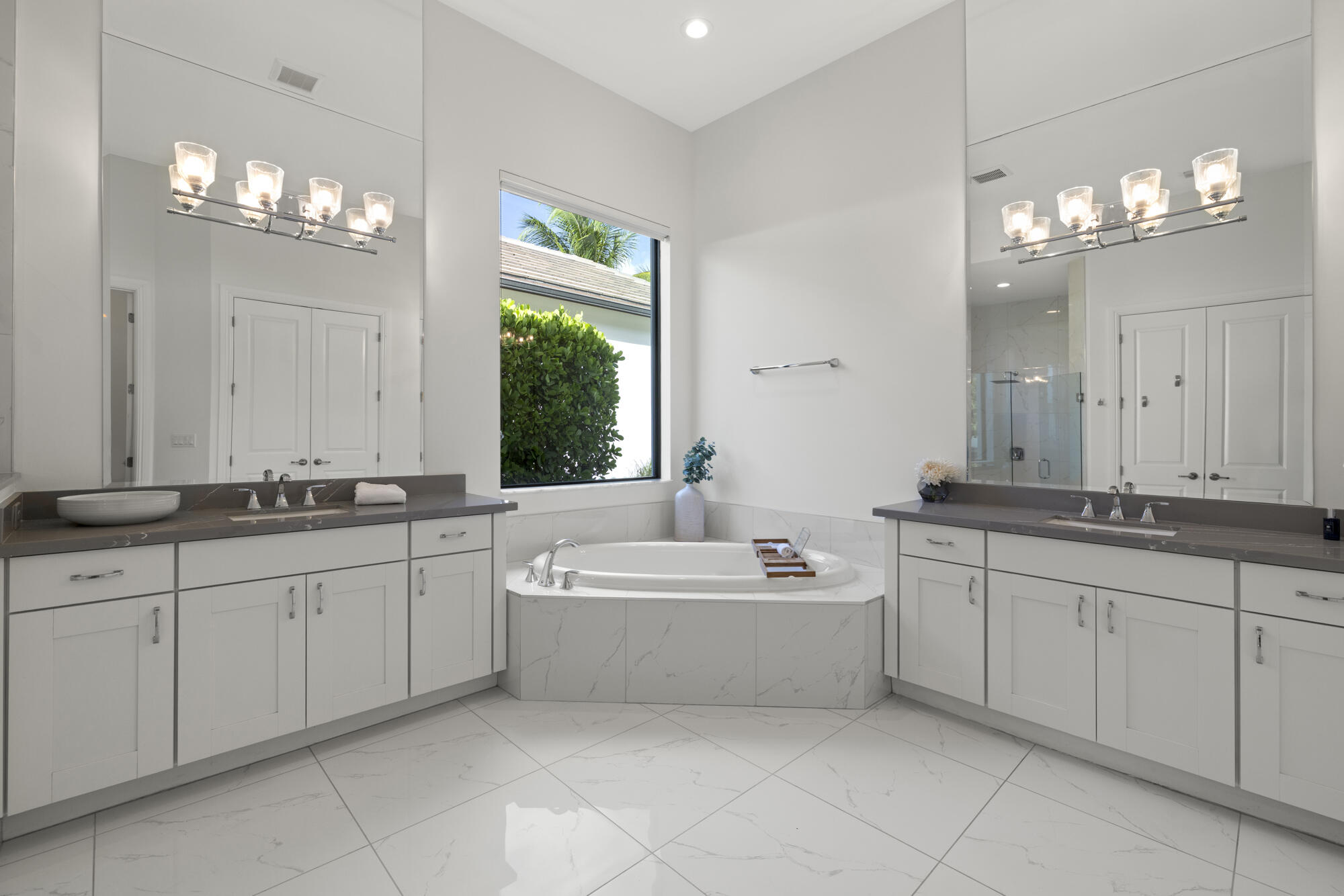 9291 Grand Prix Lane