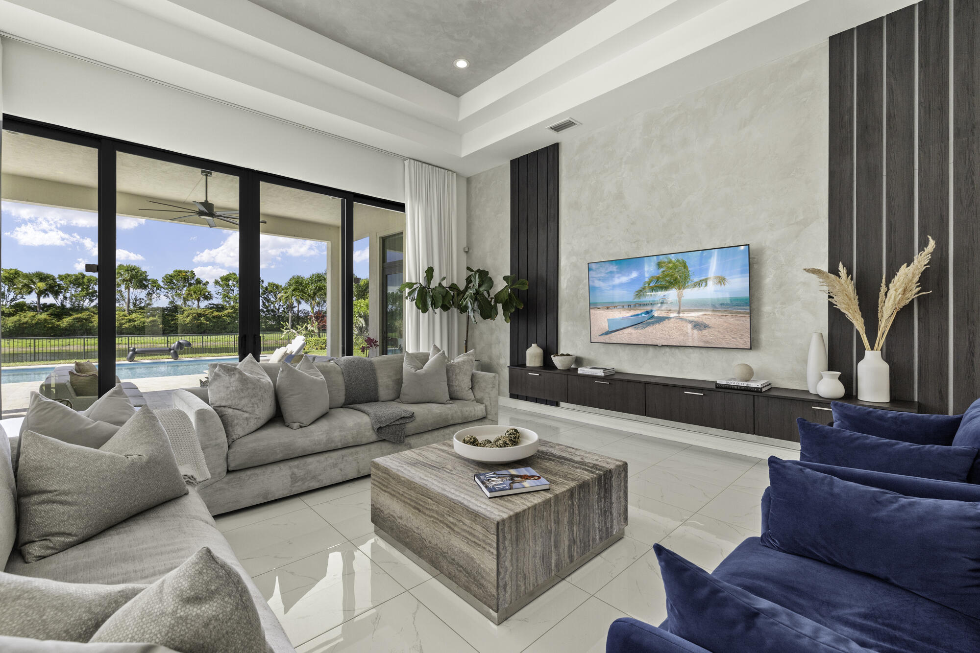 9291 Grand Prix Lane