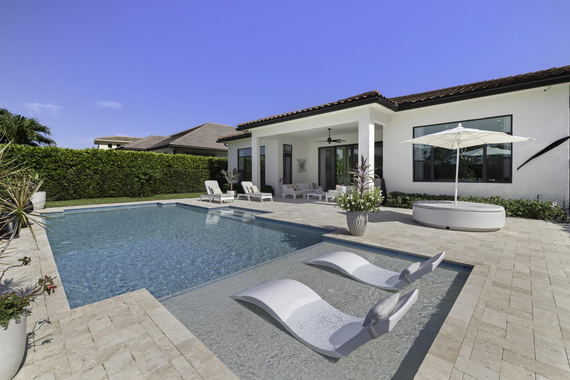 9291 Grand Prix Lane