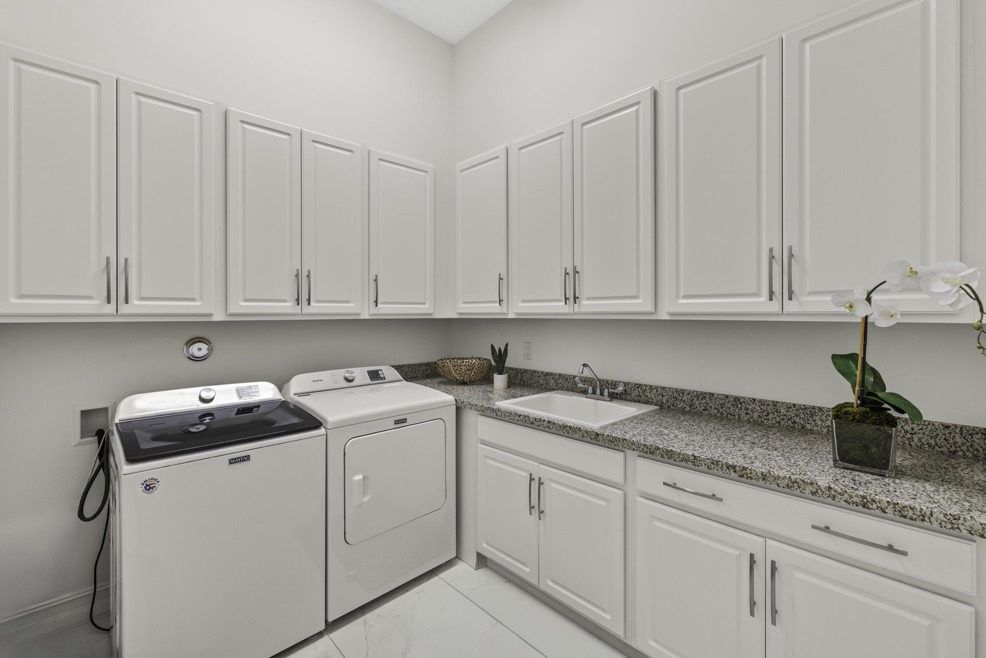 9291 Grand Prix Lane