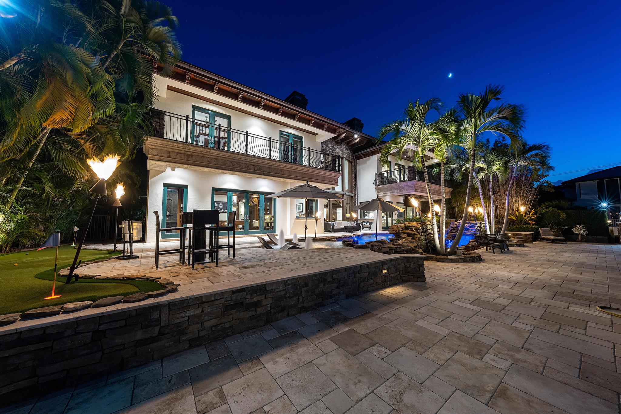 2325 NE 27th Street