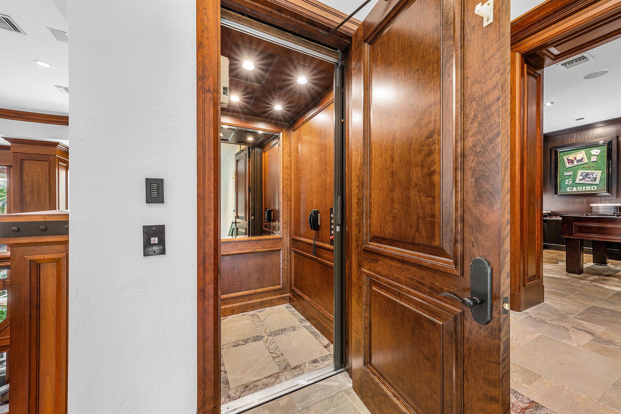 2325 NE 27th Street