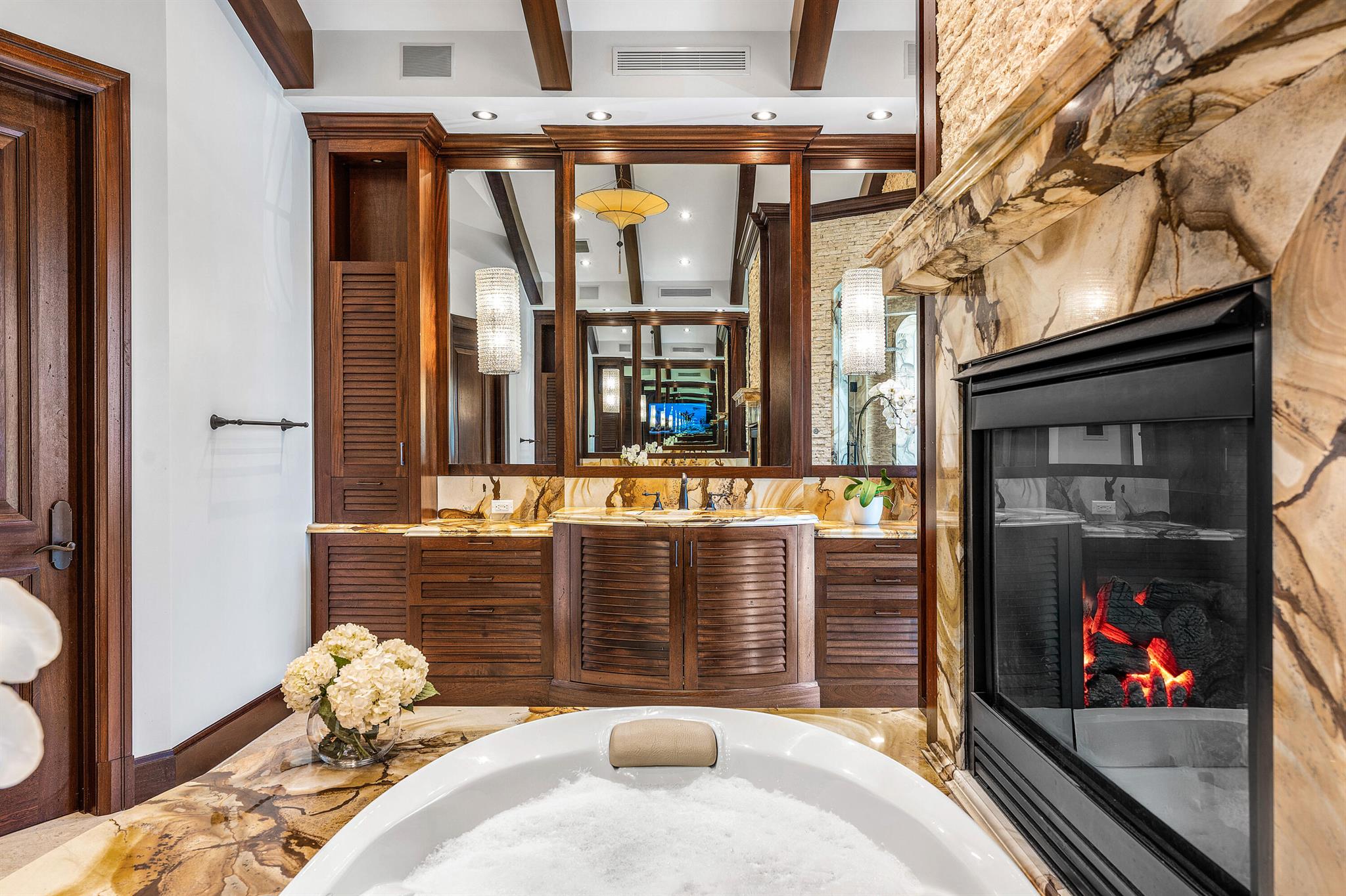 2325 NE 27th Street