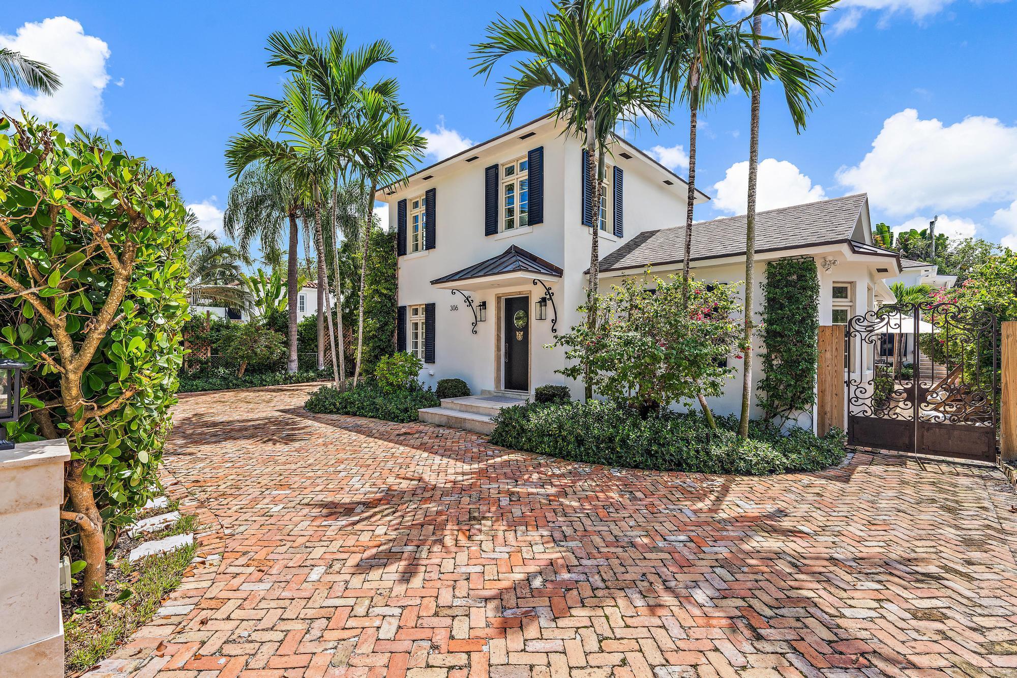 306 Cordova Road