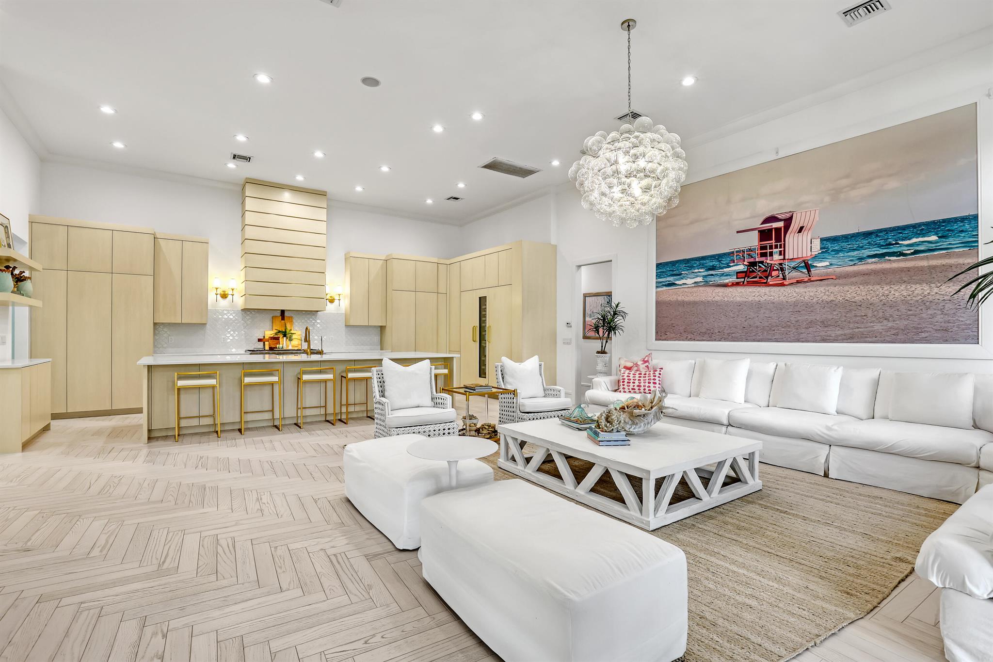 2338 Flamingo Road