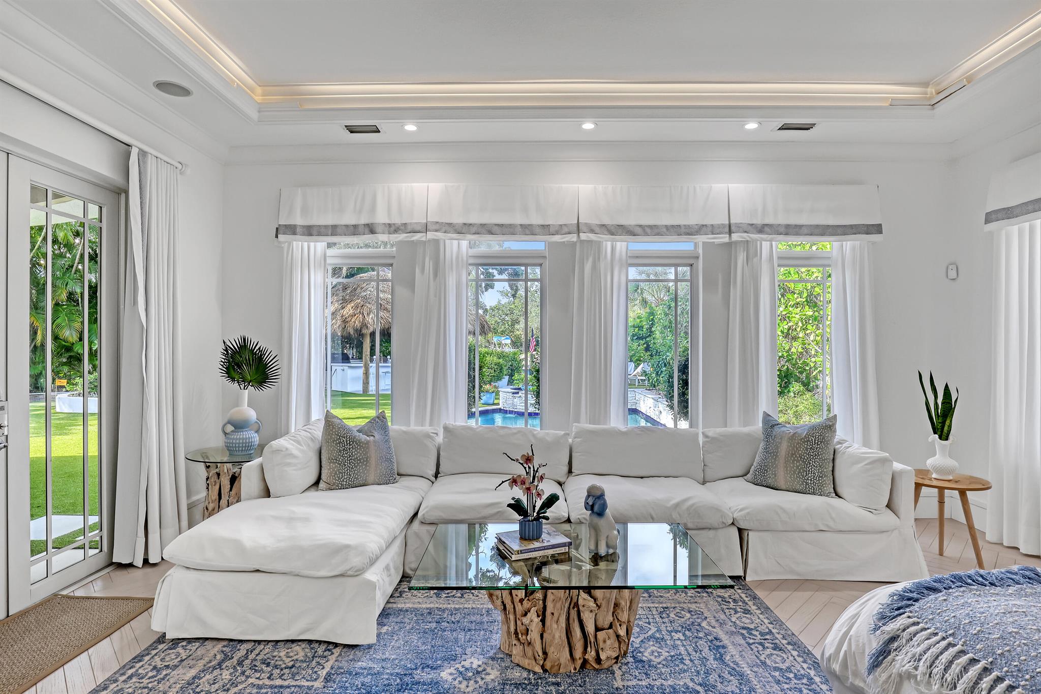 2338 Flamingo Road