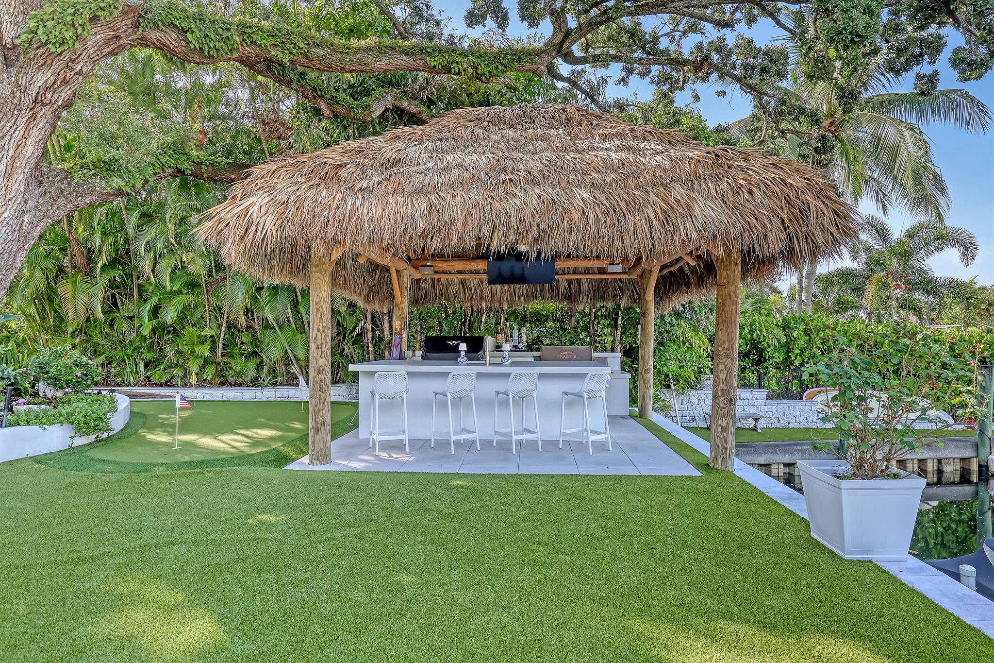 2338 Flamingo Road