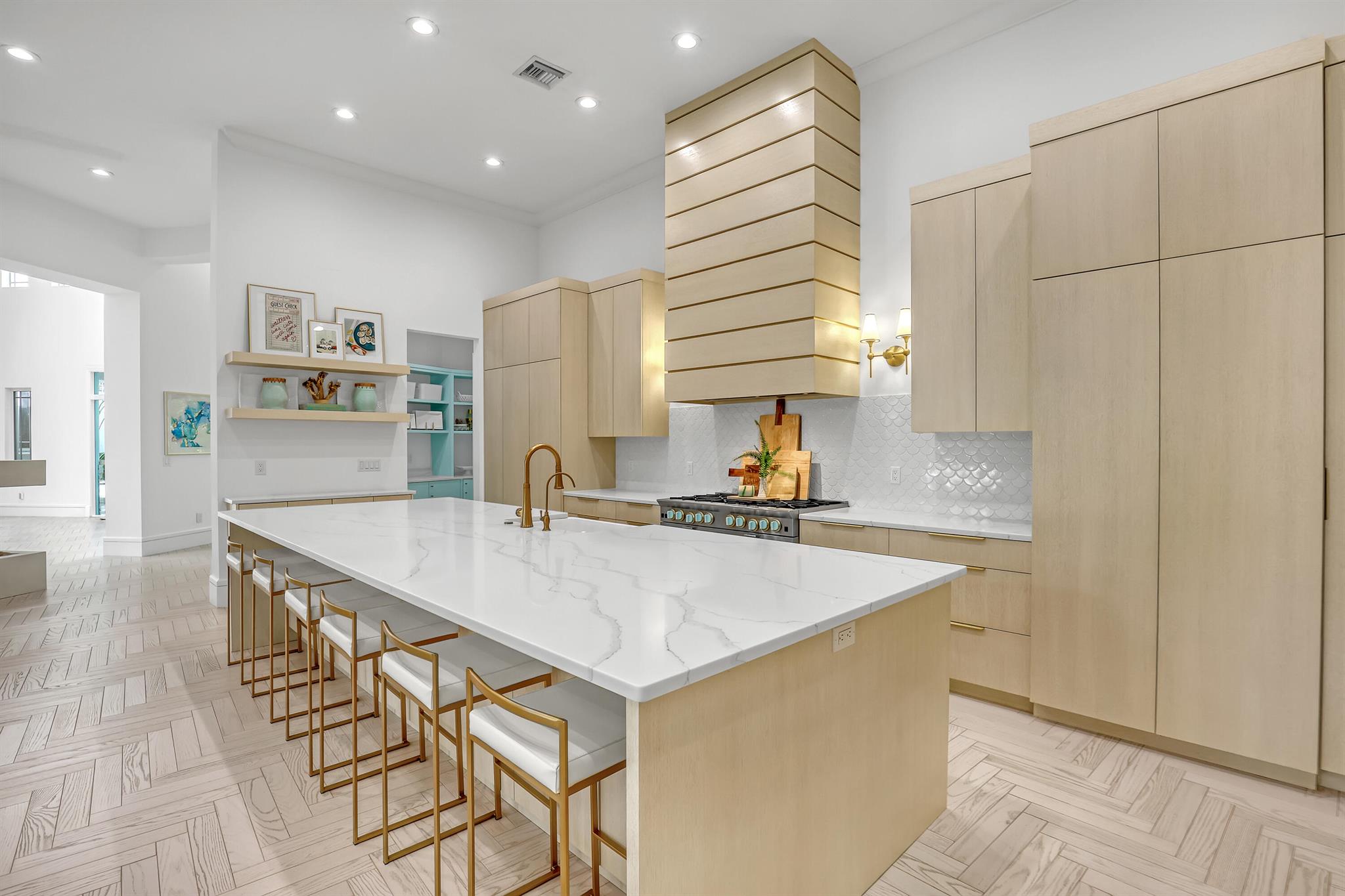 2338 Flamingo Road