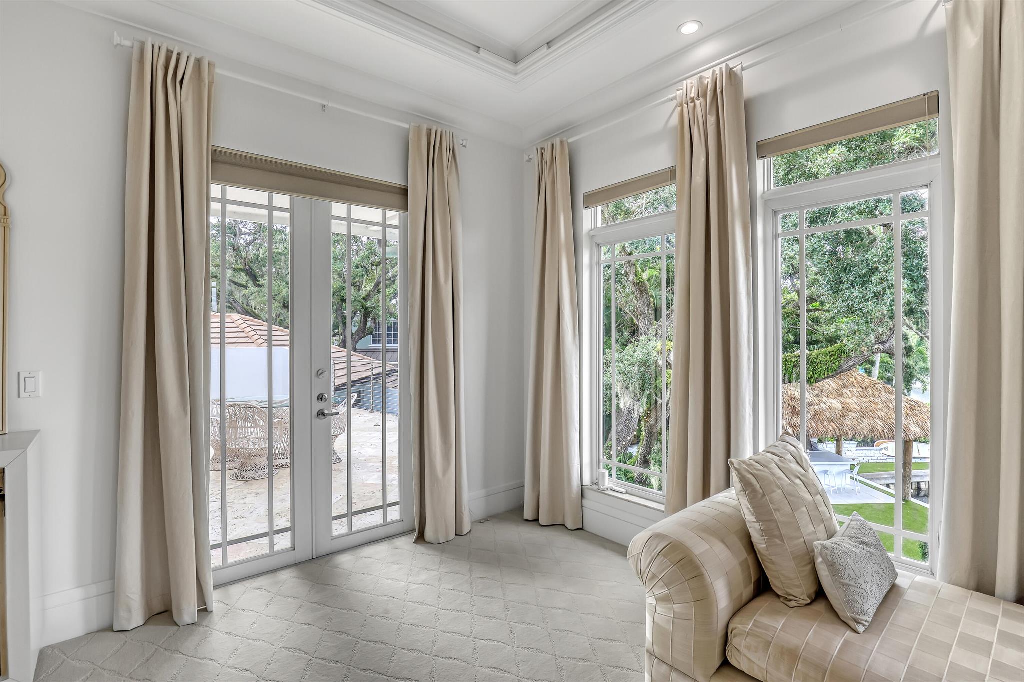 2338 Flamingo Road