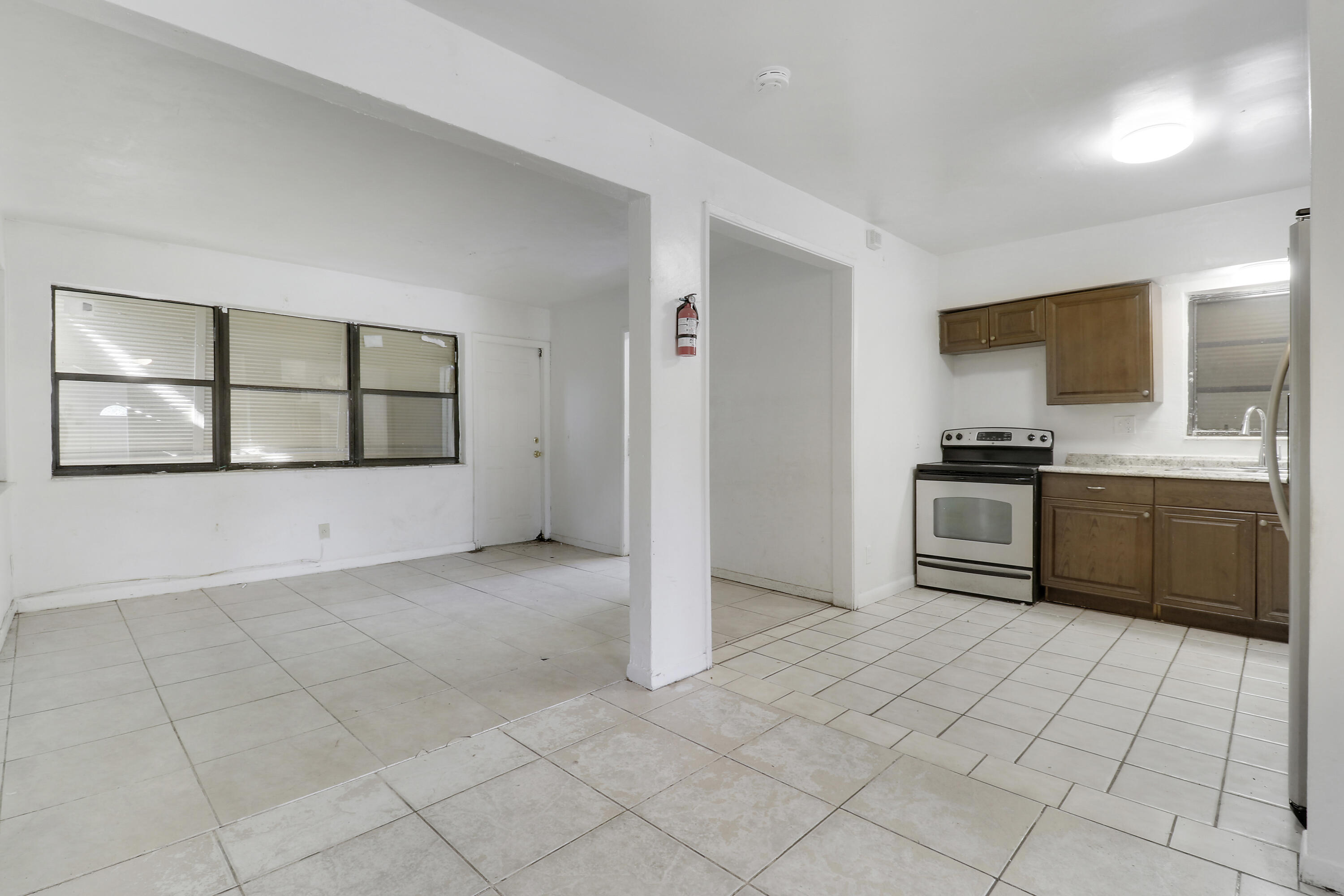 110 NW 5th Court