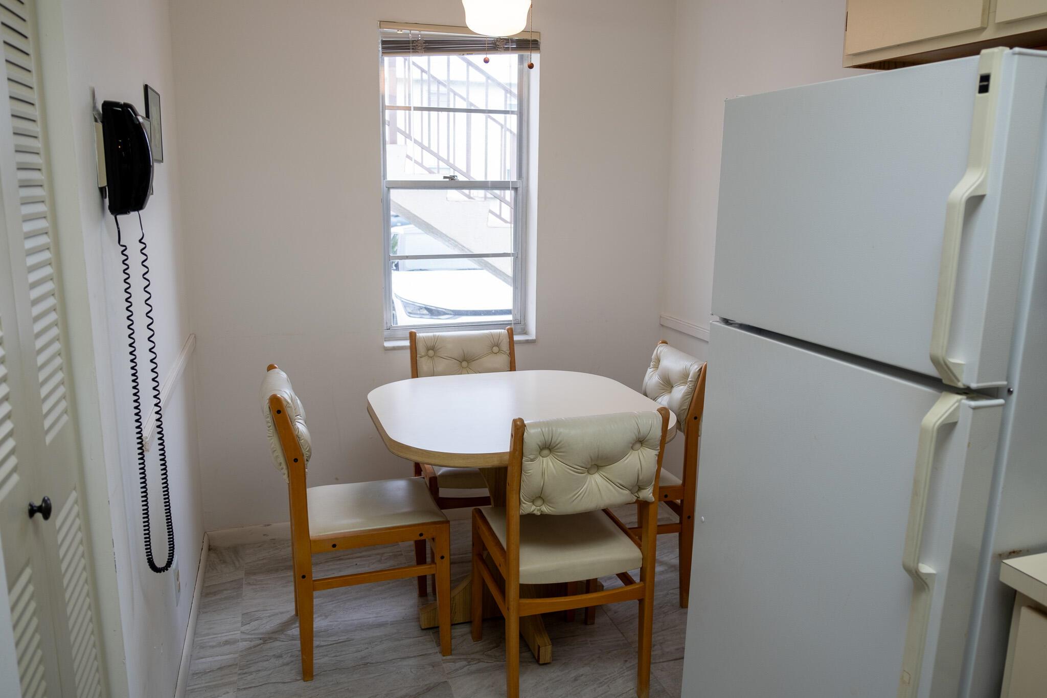 14896 Bal Moral 104 Lane