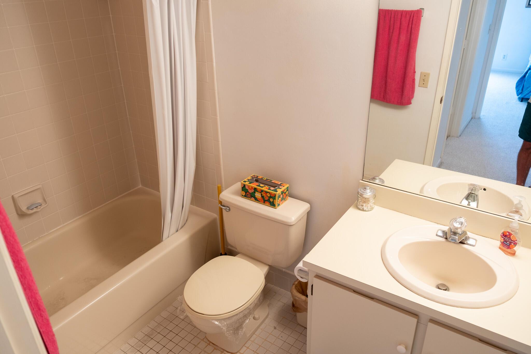 14896 Bal Moral 104 Lane