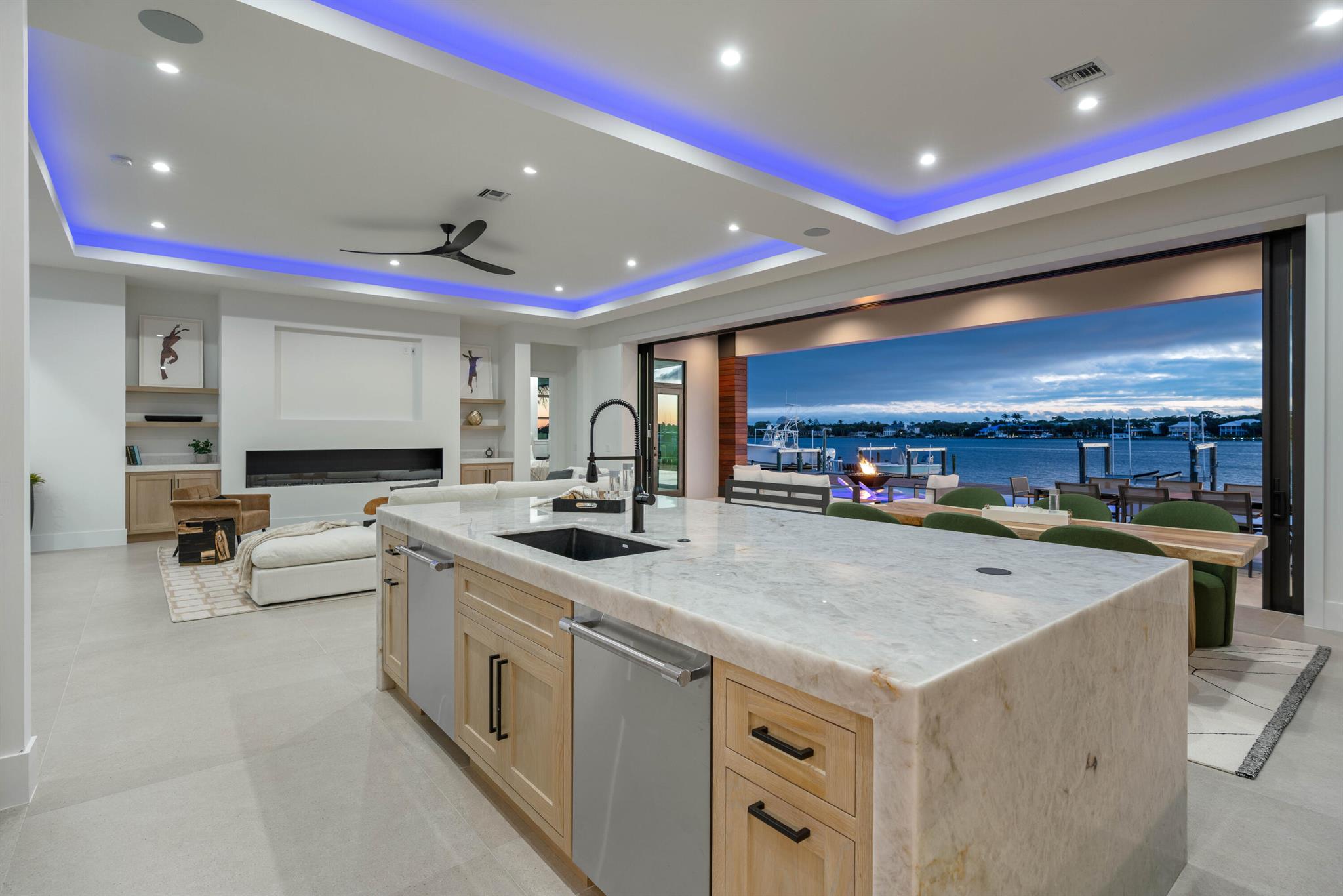 819 N Atlantic Drive