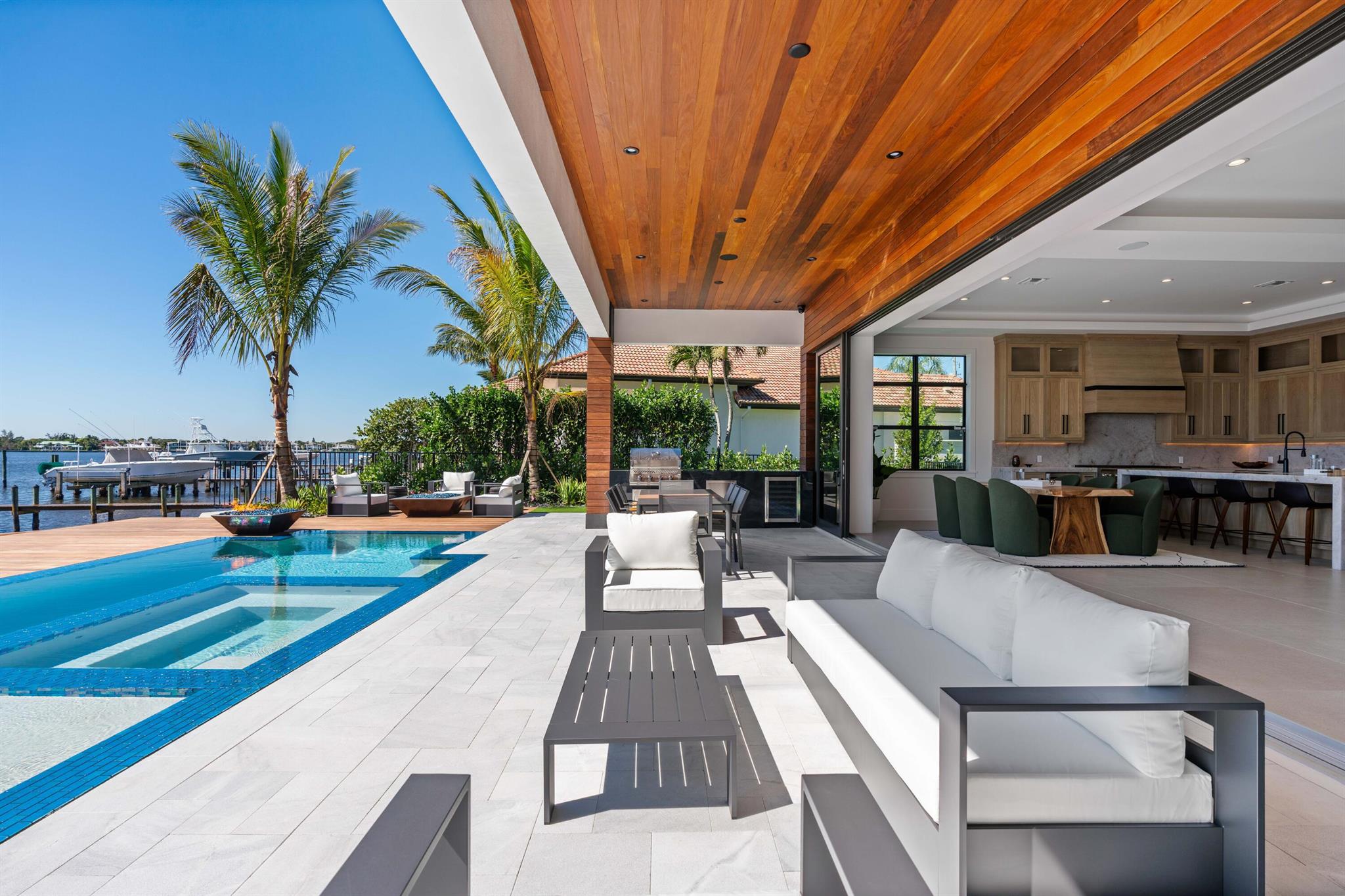 819 N Atlantic Drive