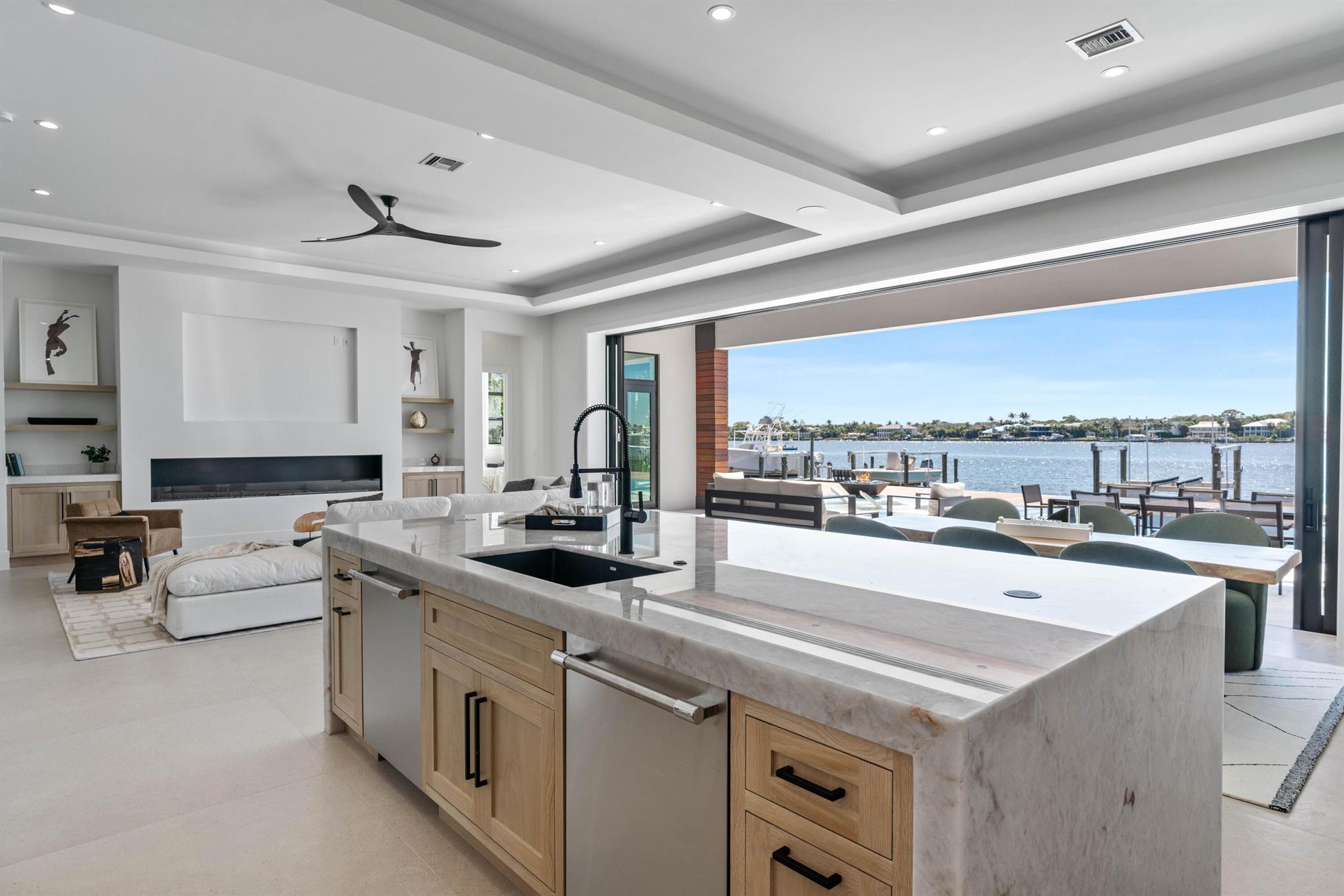 819 N Atlantic Drive