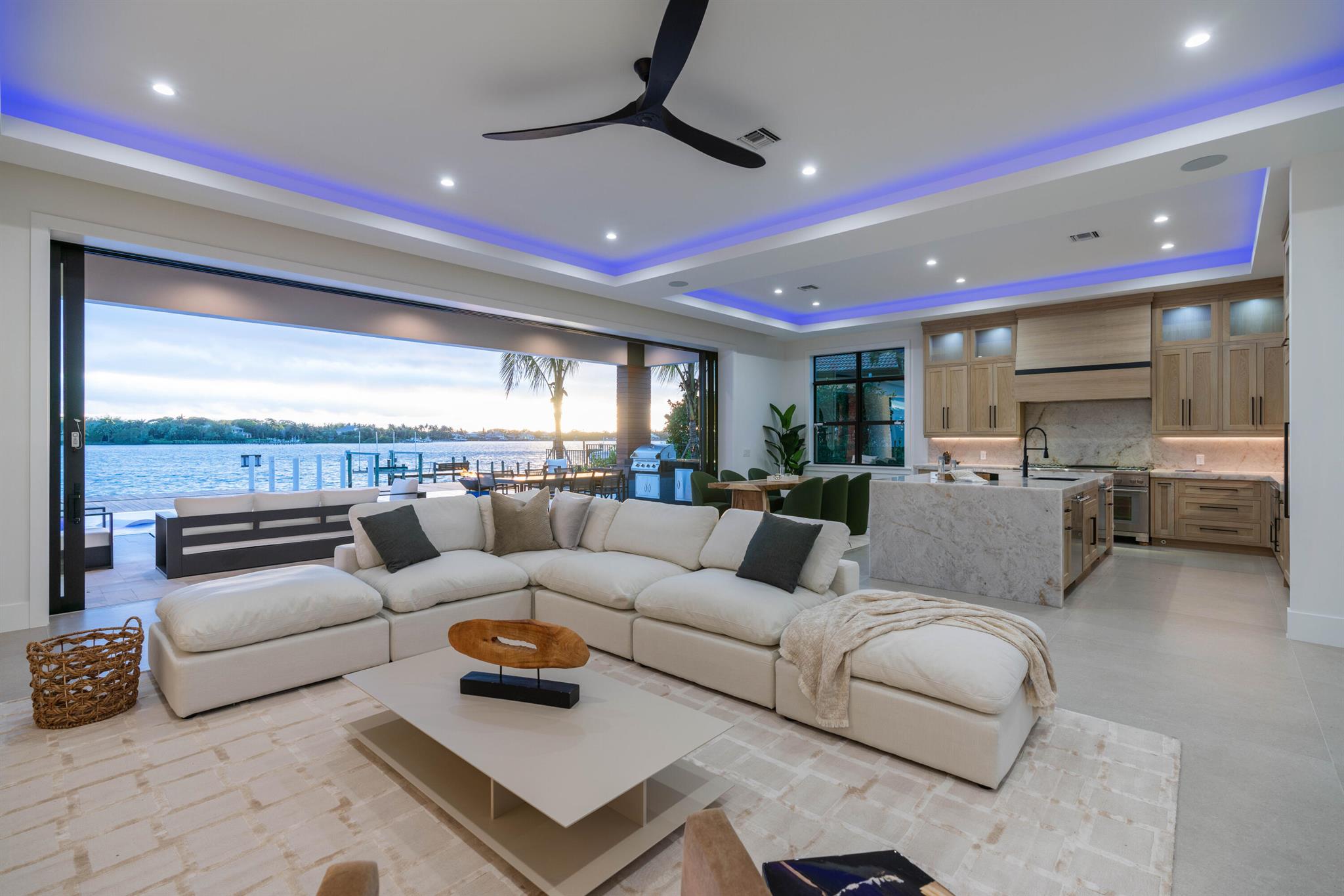 819 N Atlantic Drive