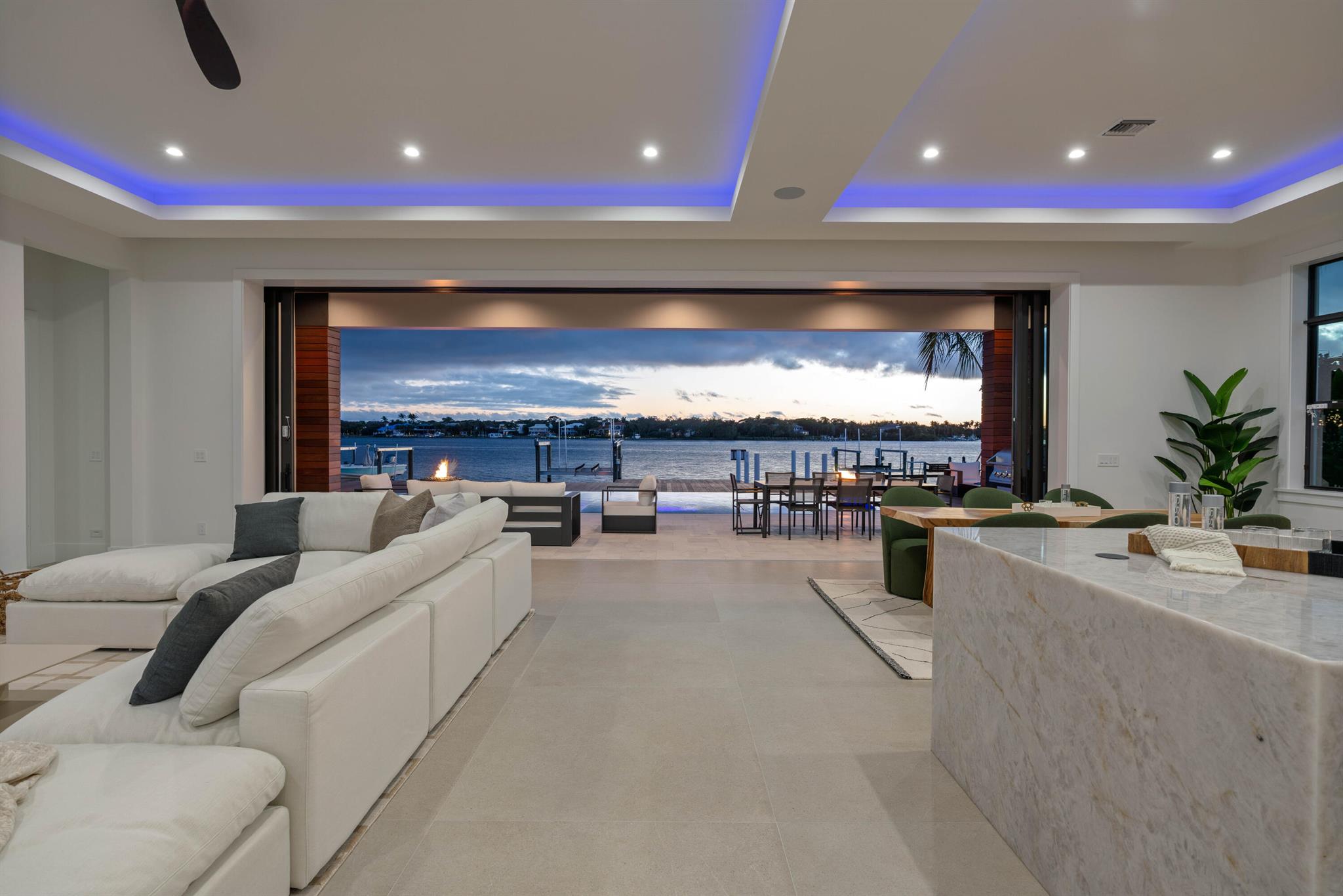 819 N Atlantic Drive