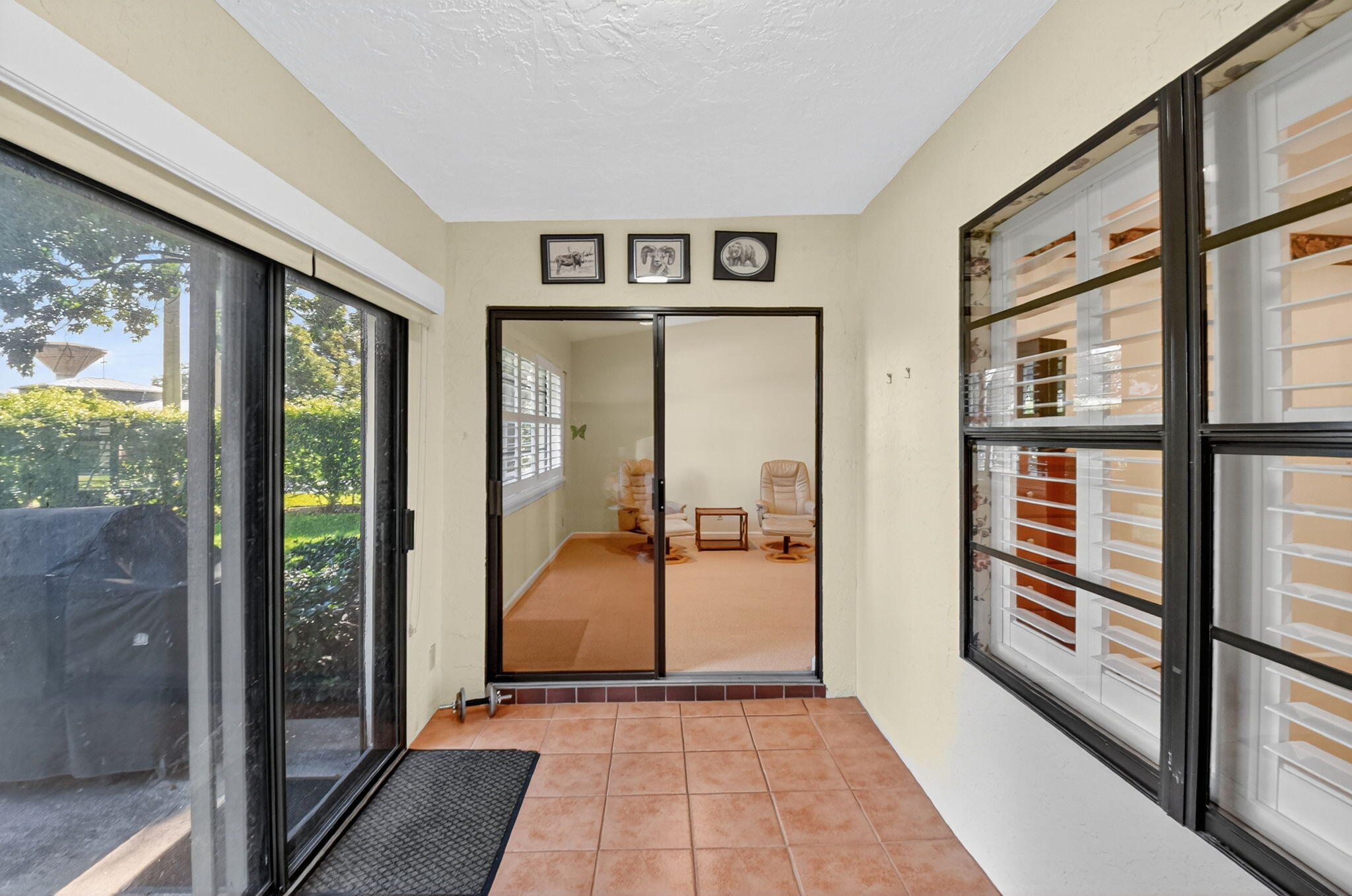 10 Ridge Point Drive D