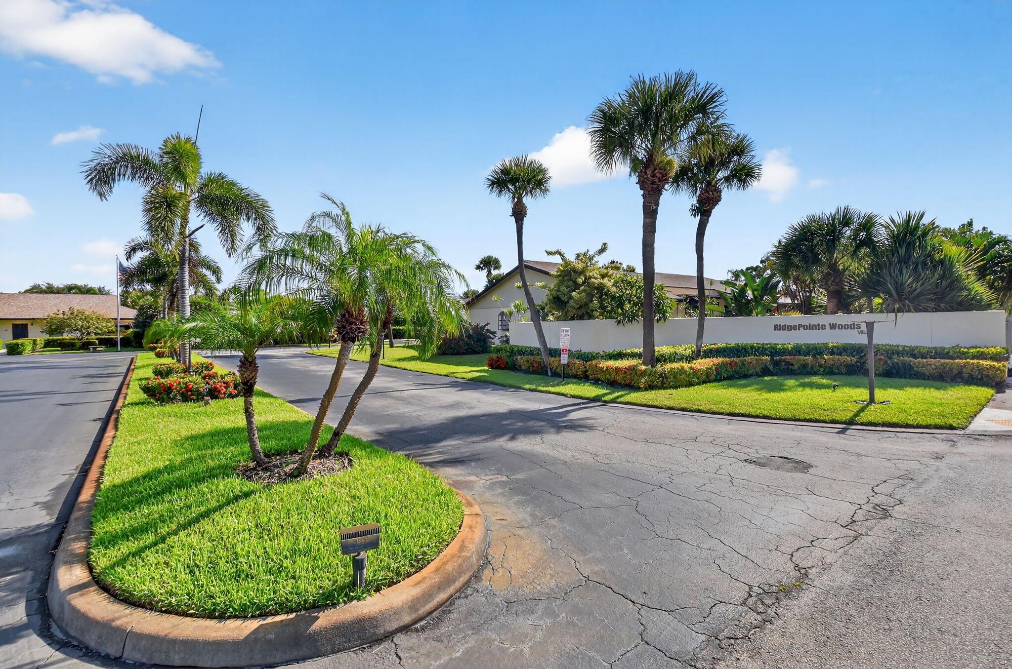 10 Ridge Point Drive D