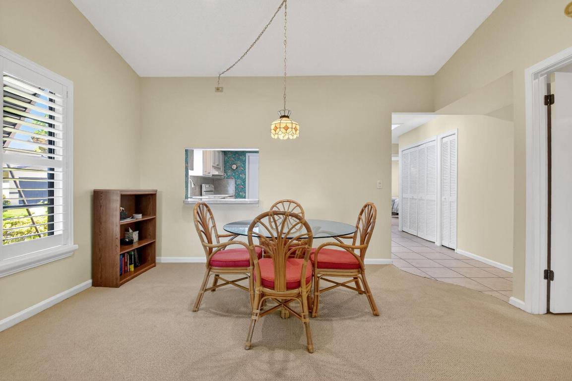 10 Ridge Point Drive D