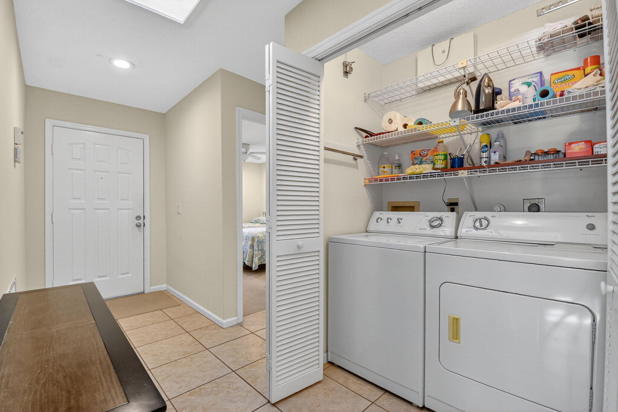 10 Ridge Point Drive D