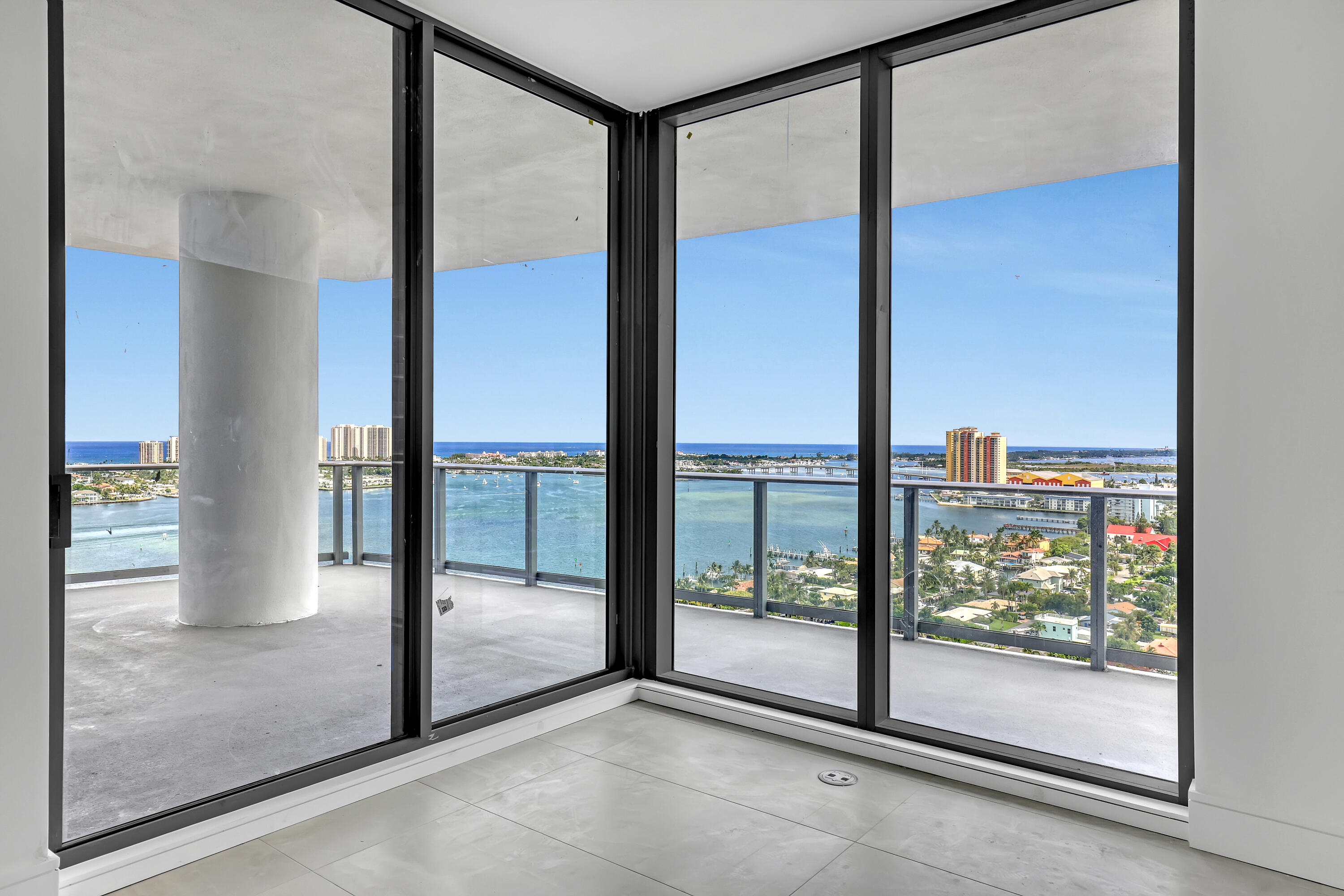 220 Lake Shore Drive N-2103