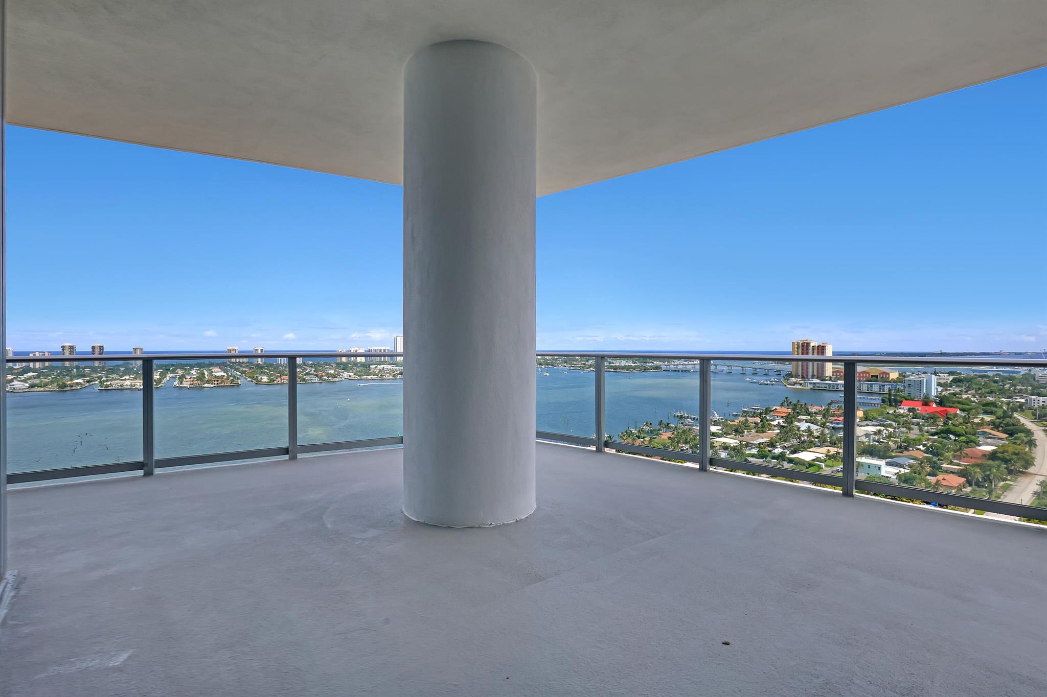 220 Lake Shore Drive N-2103