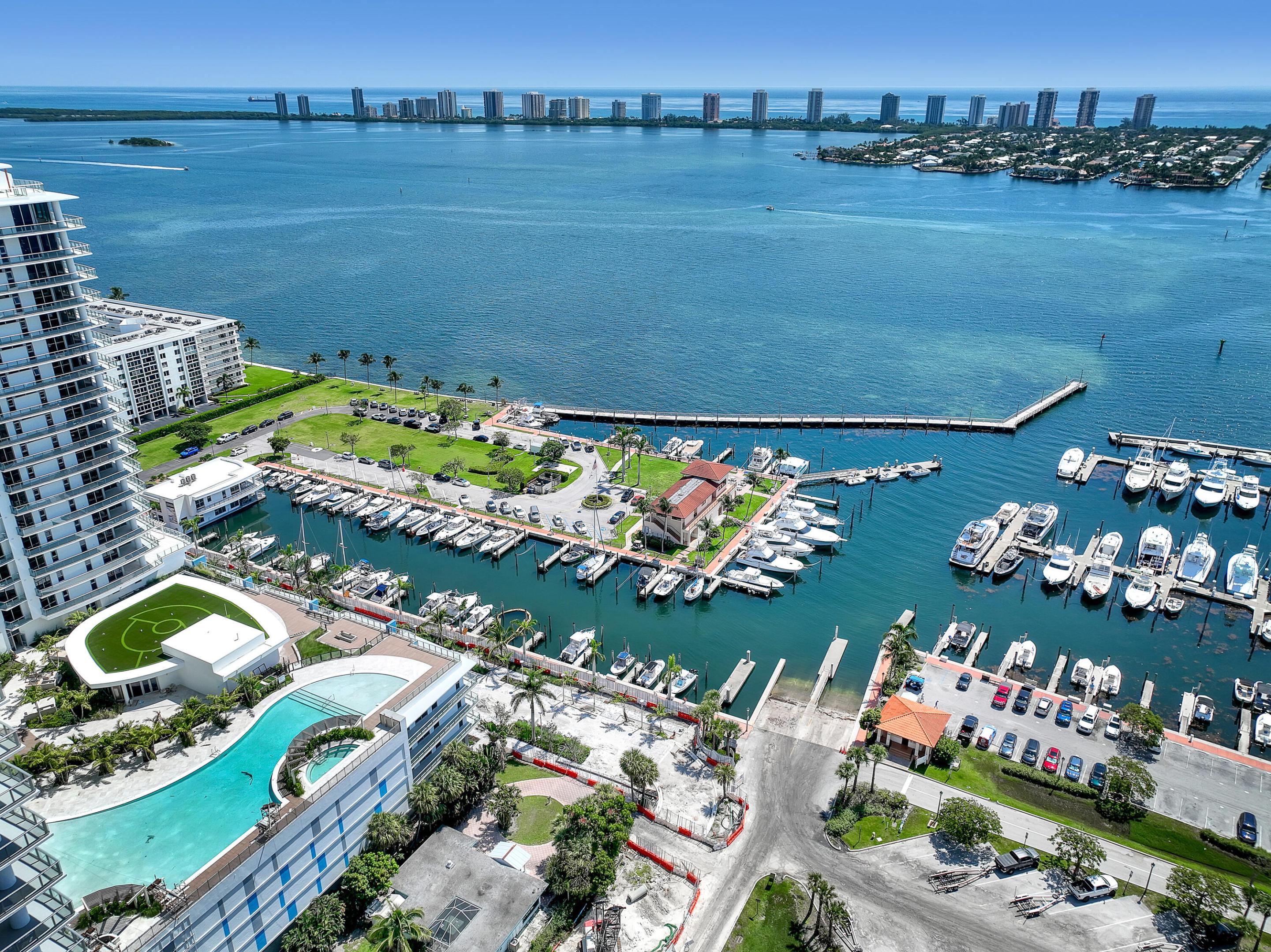 220 Lake Shore Drive N-2103