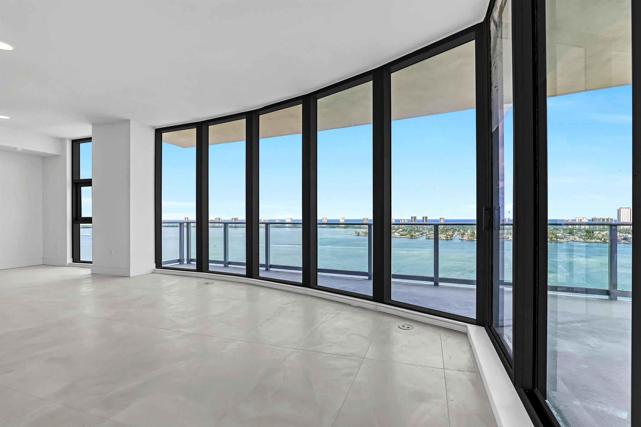 220 Lake Shore Drive N-2103