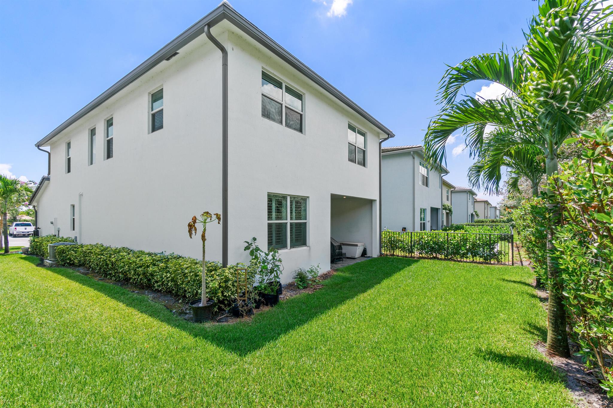 2659 Country Lake Trail
