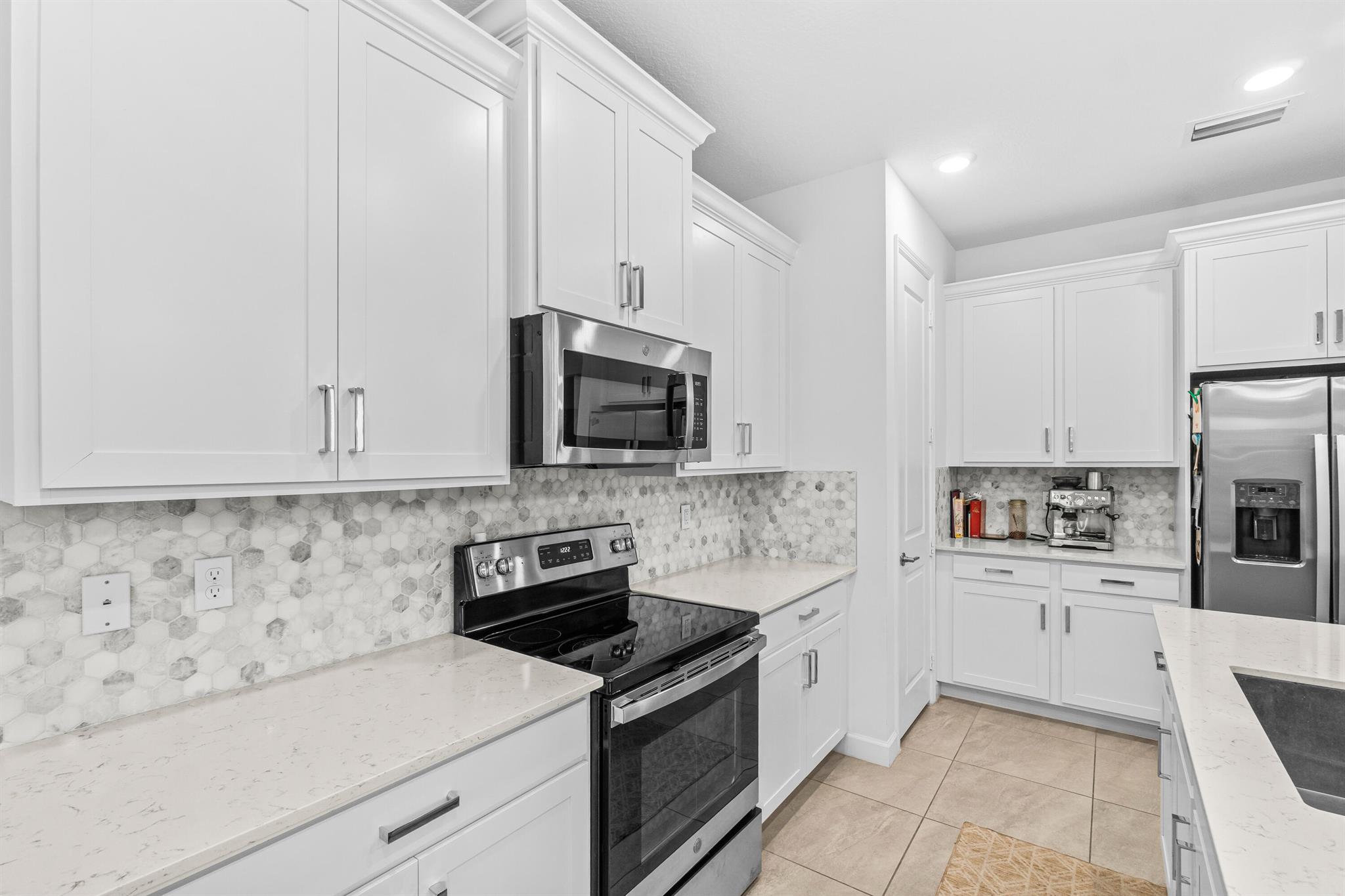 2659 Country Lake Trail