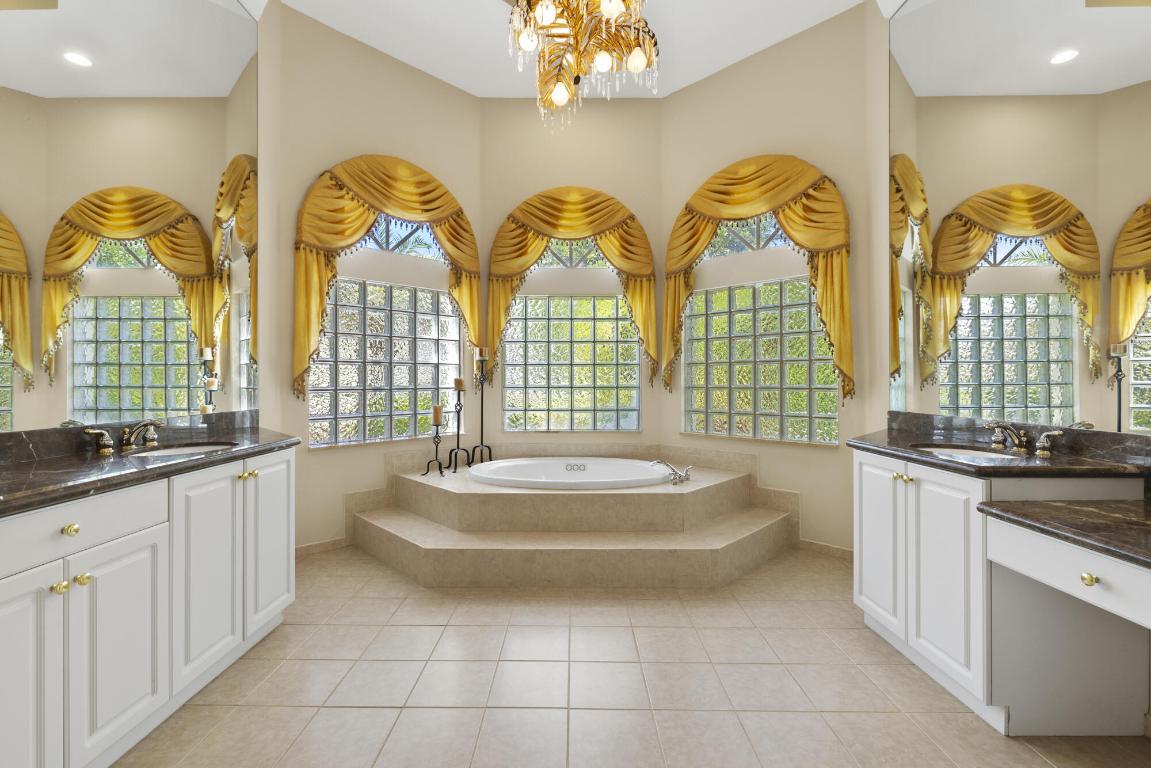 12473 World Cup Lane