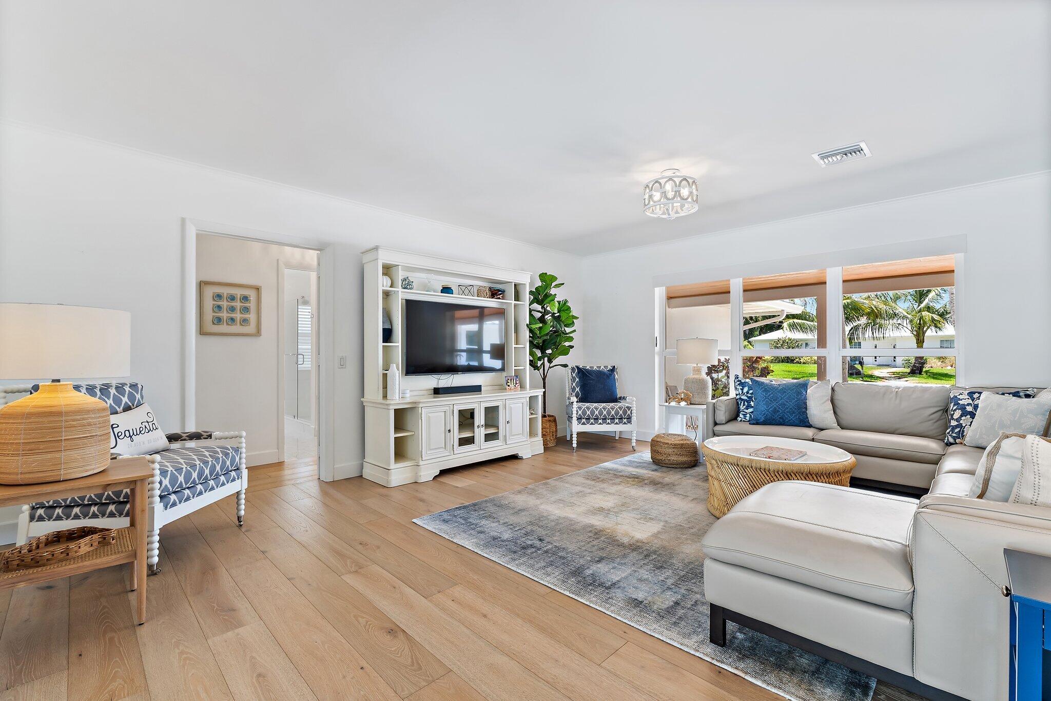 86 Golfview Drive
