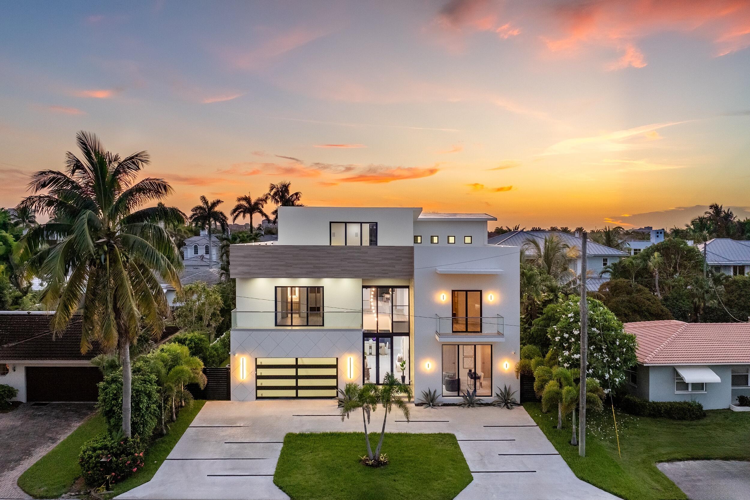 501 NE Spanish Court