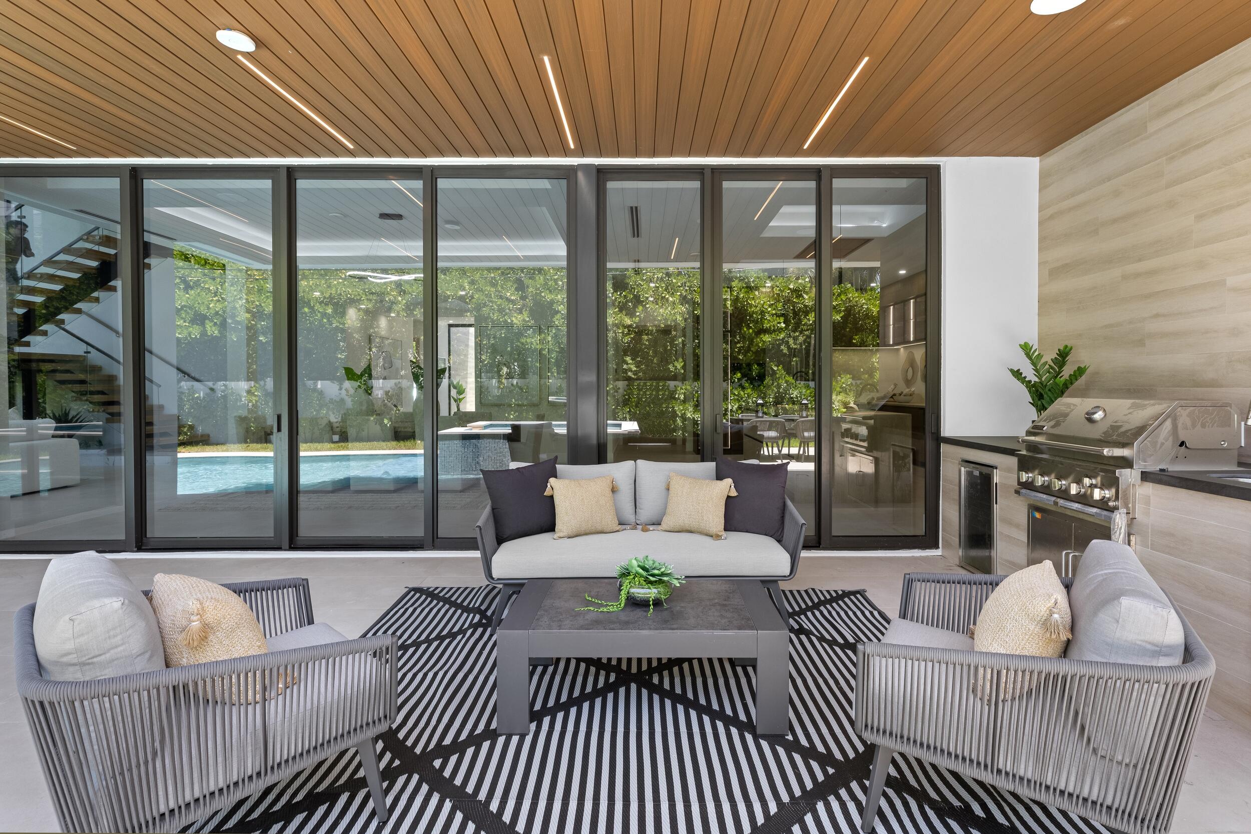 501 NE Spanish Court