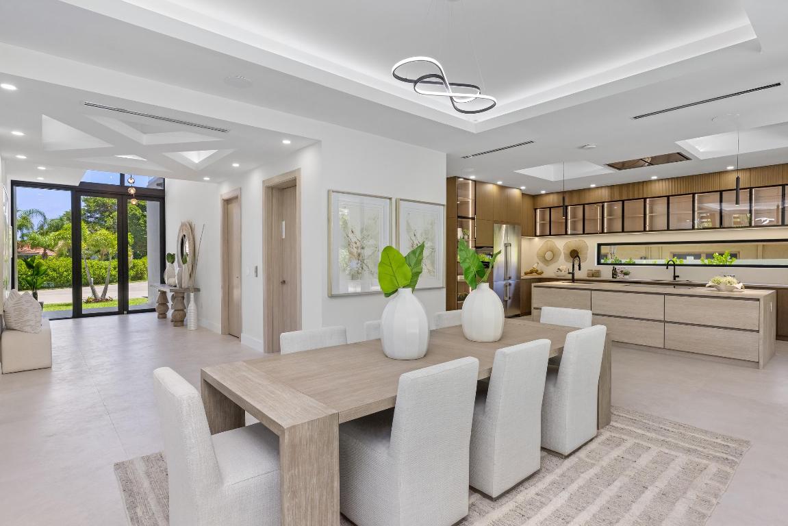 501 NE Spanish Court