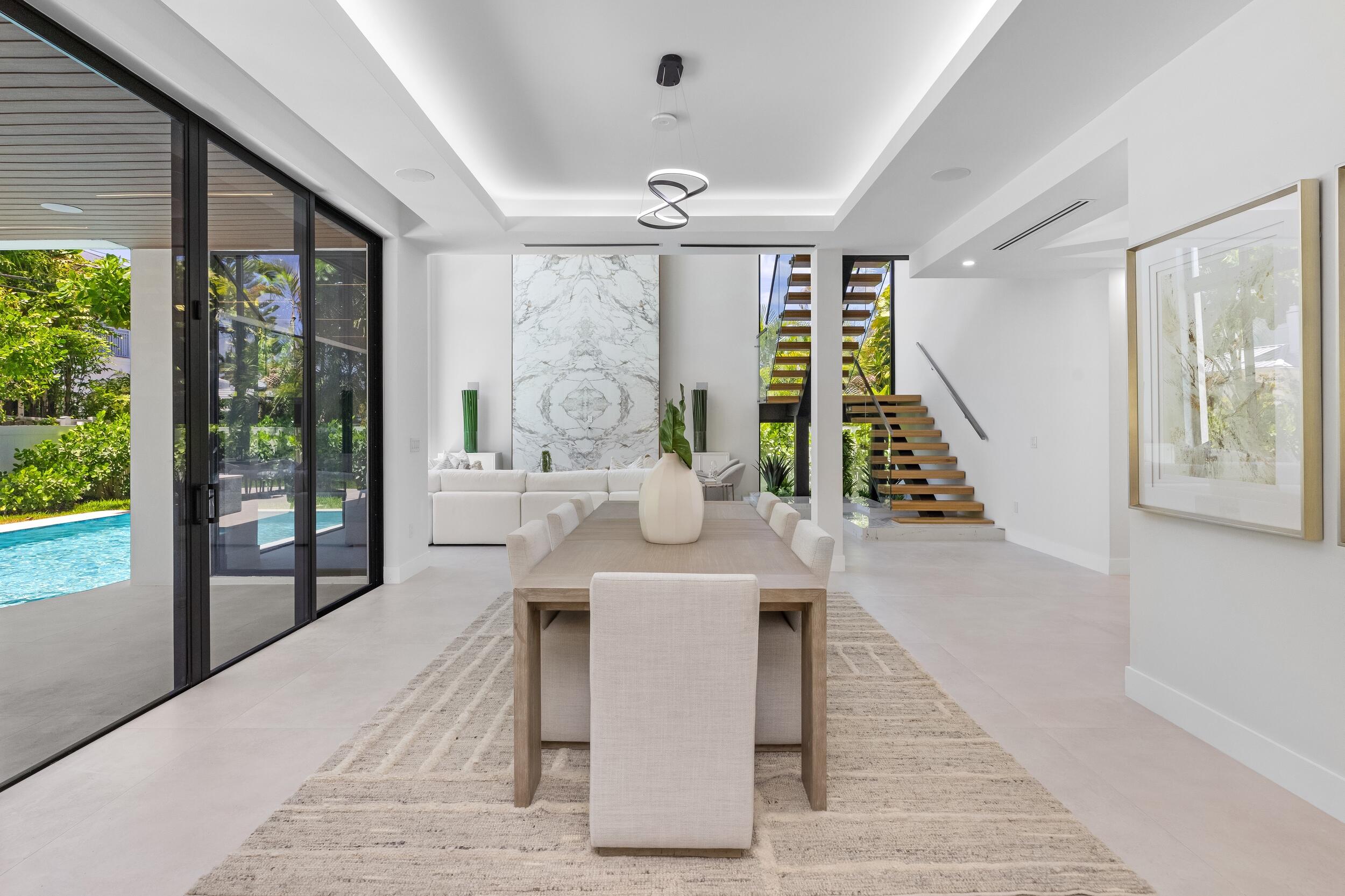 501 NE Spanish Court