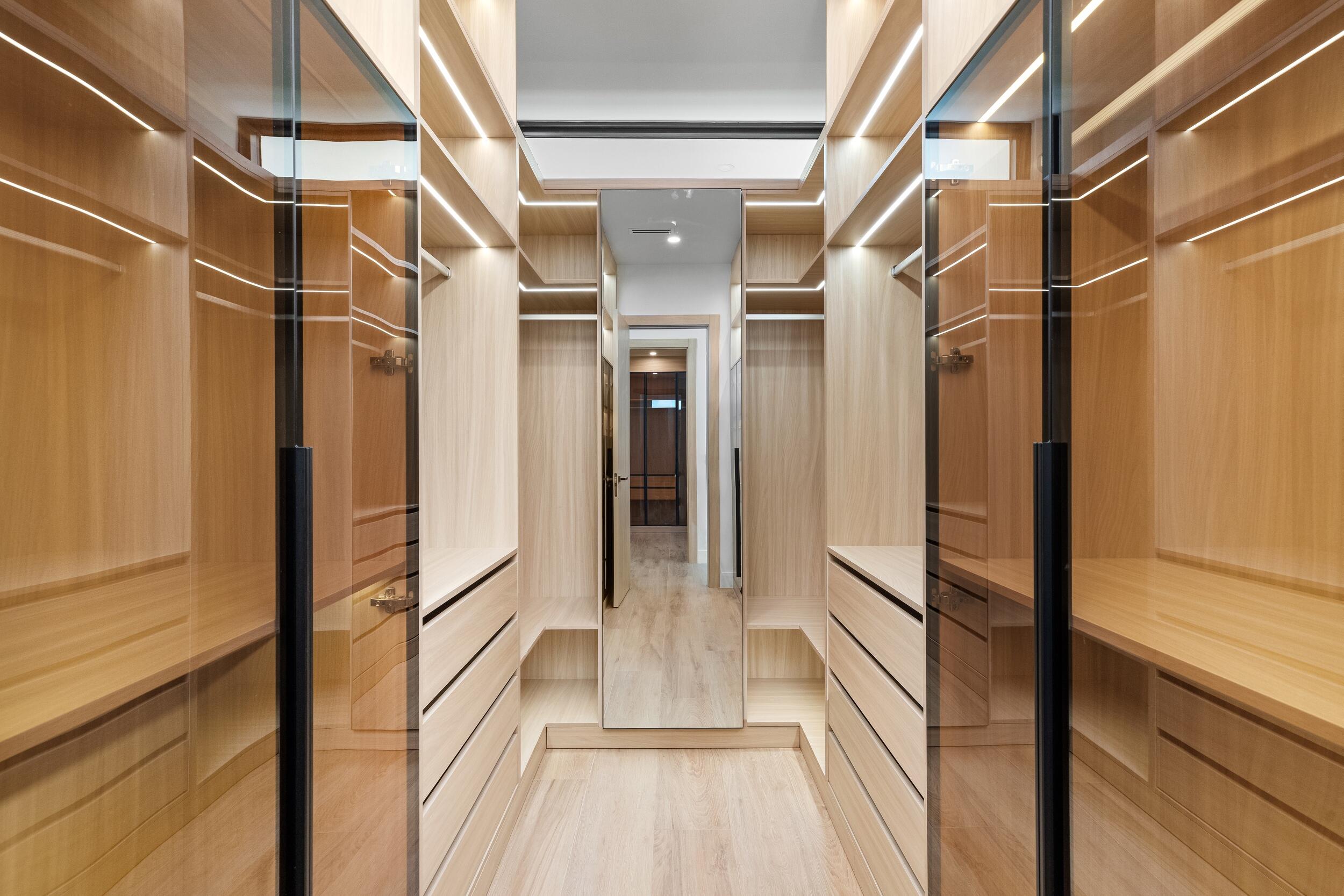 501 NE Spanish Court